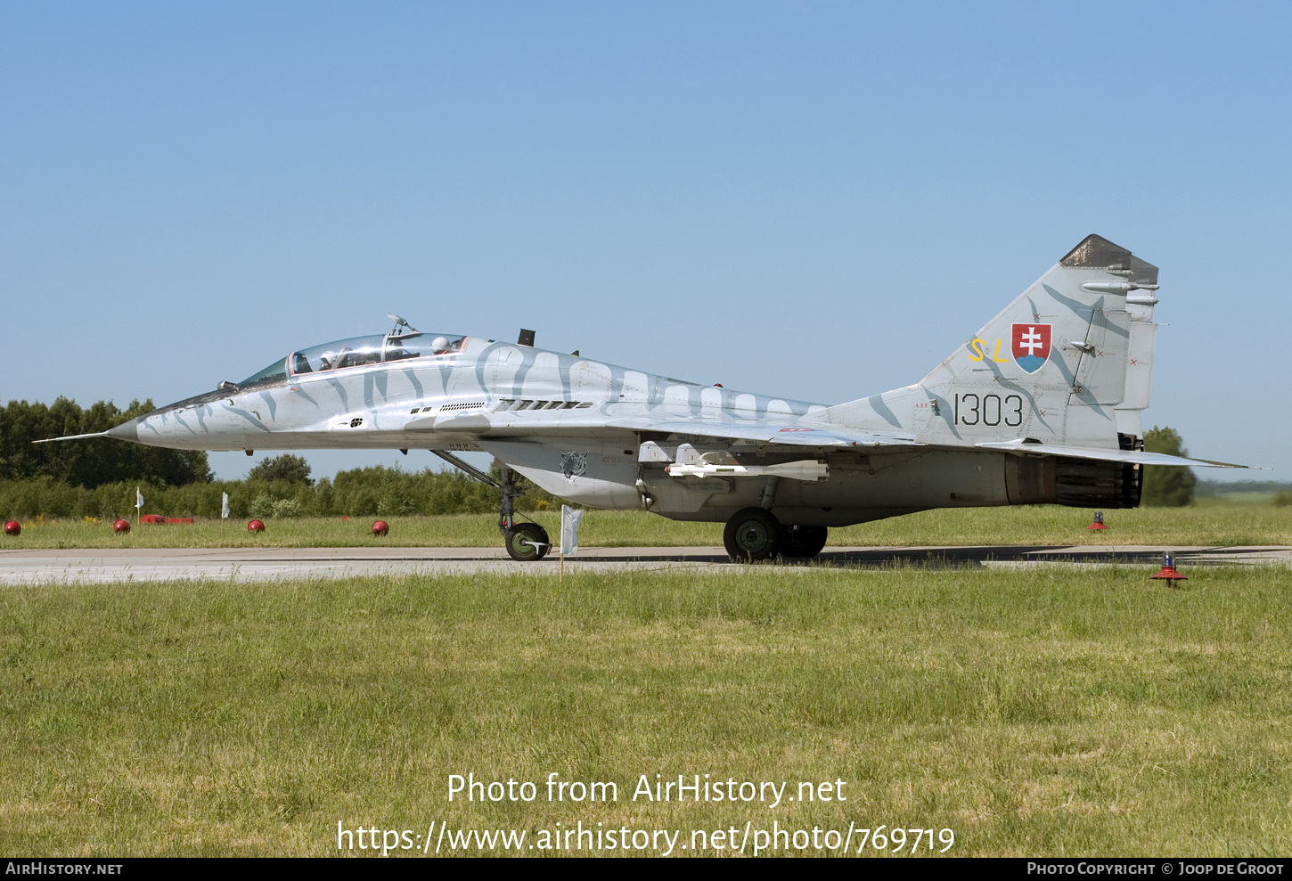 Aircraft Photo of 1303 | Mikoyan-Gurevich MiG-29UBS (9-51) | Slovakia - Air Force | AirHistory.net #769719