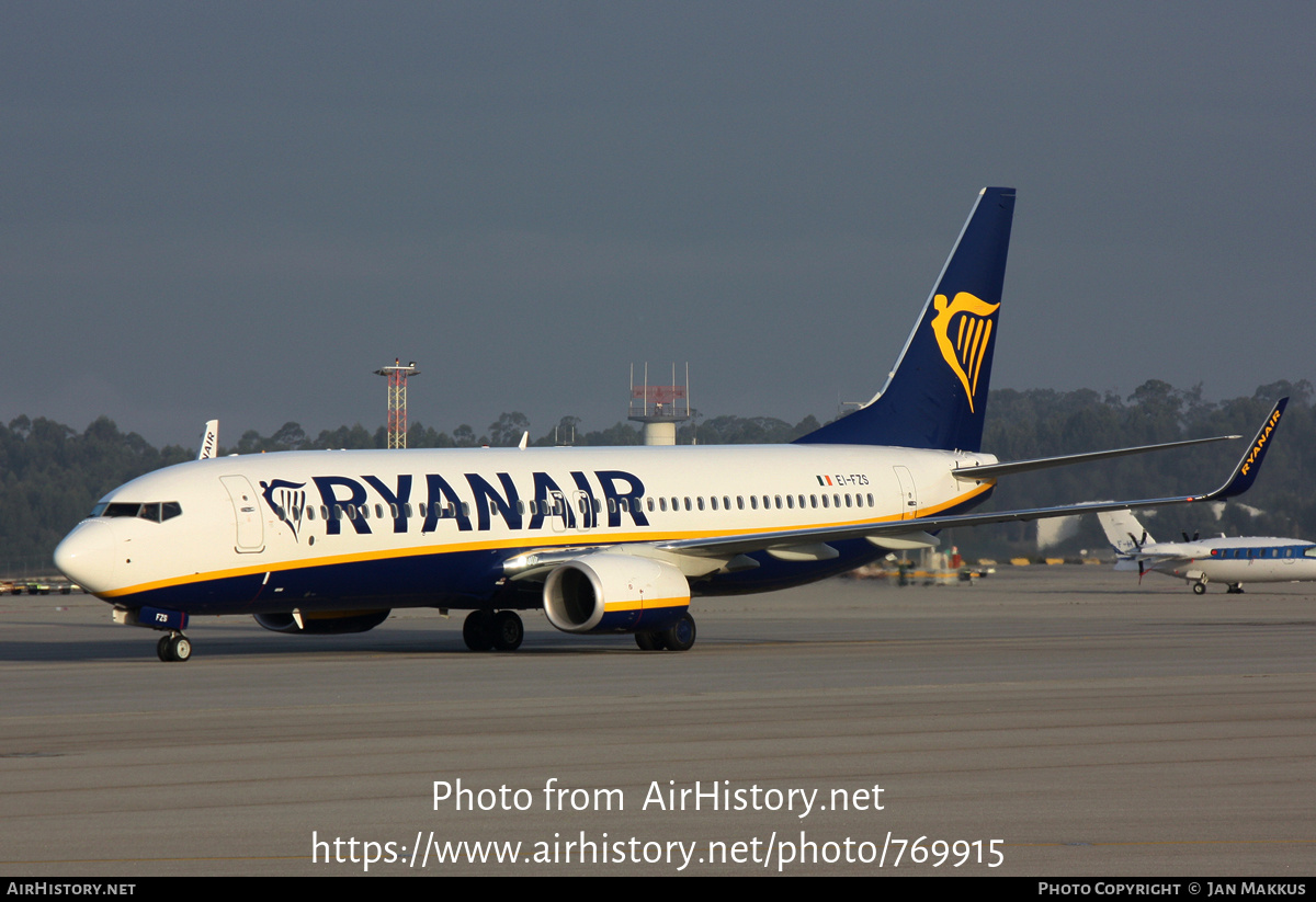 Aircraft Photo of EI-FZS | Boeing 737-800 | Ryanair | AirHistory.net #769915