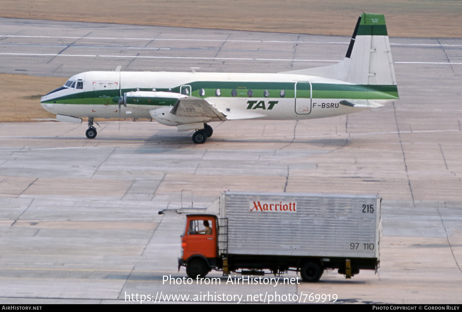 Aircraft Photo of F-BSRU | Hawker Siddeley HS-748 Srs2A/264 | TAT - Touraine Air Transport | AirHistory.net #769919