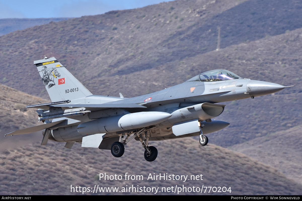 Aircraft Photo of 92-0013 | Lockheed F-16CG Fighting Falcon | Turkey - Air Force | AirHistory.net #770204