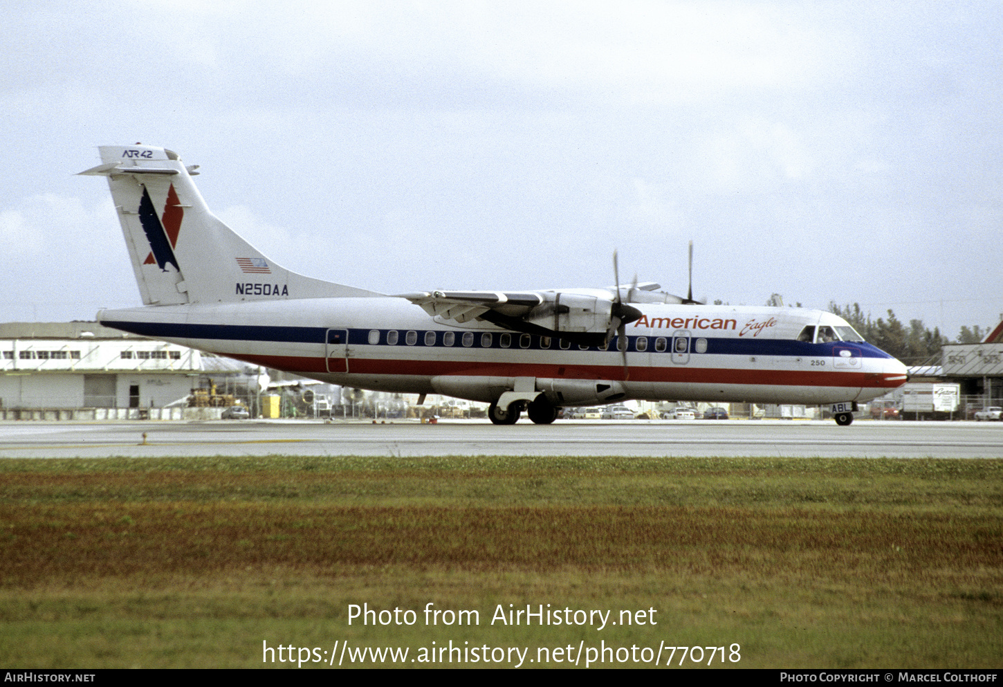 Aircraft Photo of N250AA | ATR ATR-42-300 | American Eagle | AirHistory.net #770718