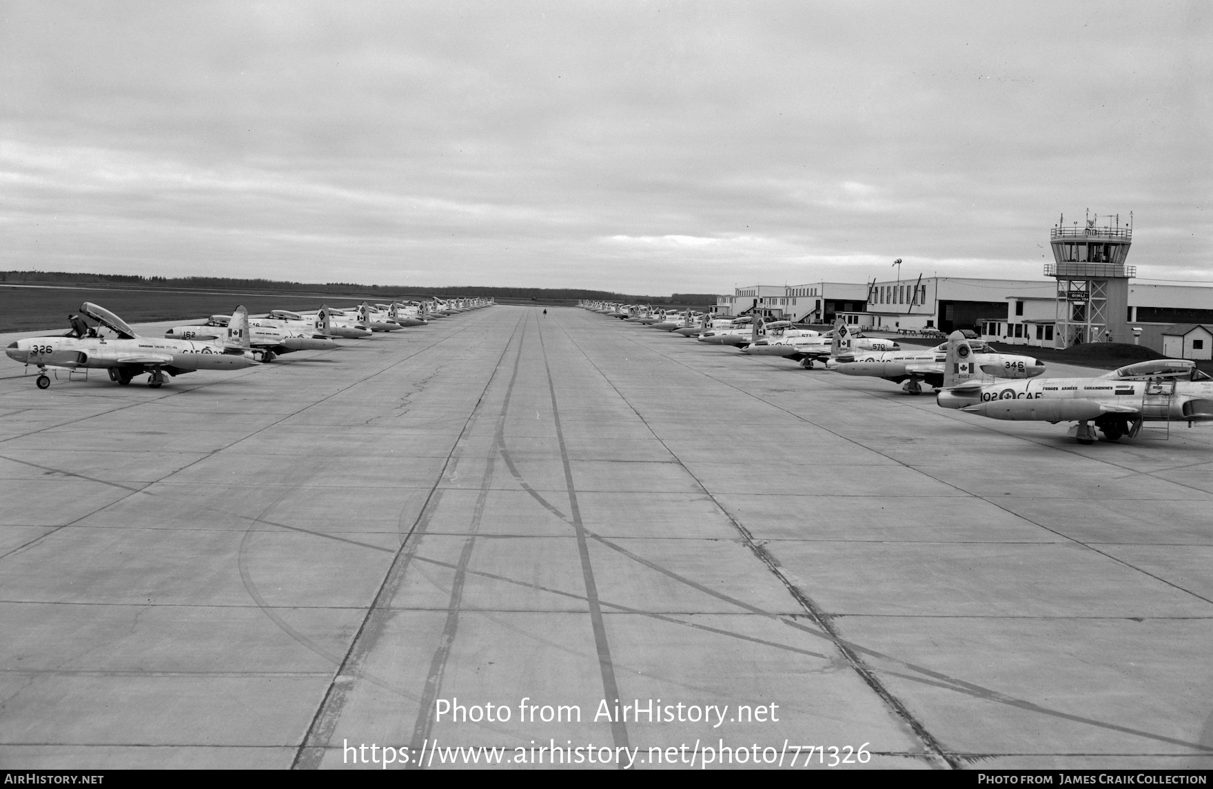 Airport photo of Gimli - Industrial Park (CYGM / YGM) in Manitoba, Canada | AirHistory.net #771326