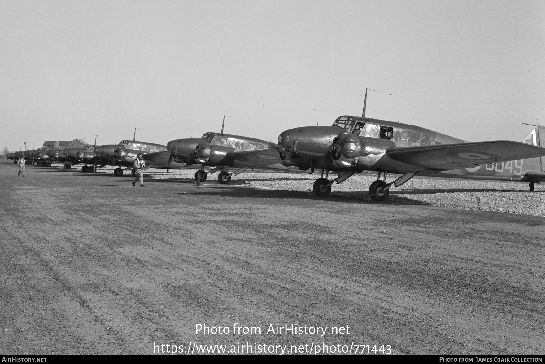 Aircraft Photo of 6049 / B | Avro 652A Anson III | Canada - Air Force | AirHistory.net #771443