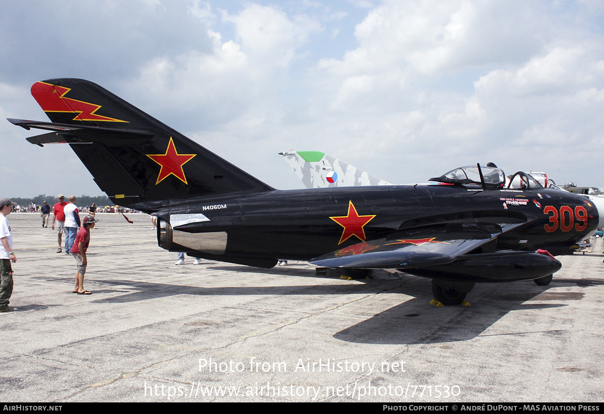 Aircraft Photo of N406DM / 309 red | Mikoyan-Gurevich MiG-17T | Red Eagle Airshows | Soviet Union - Air Force | AirHistory.net #771530