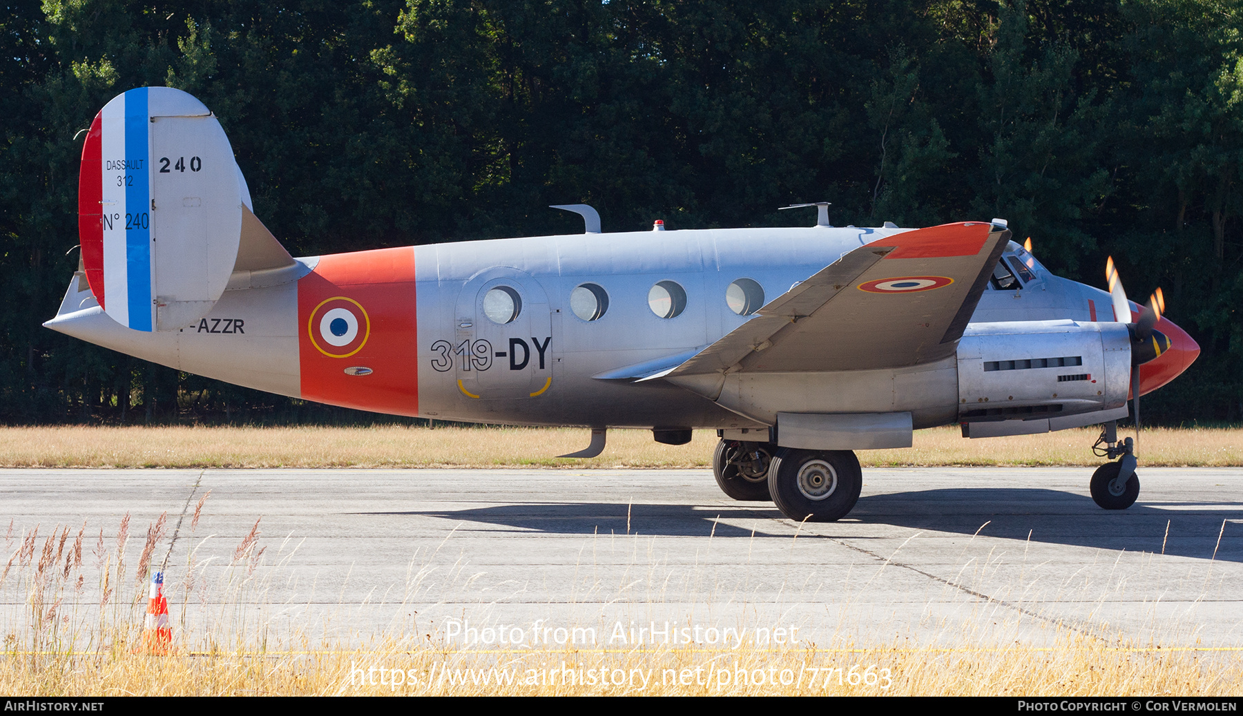 Aircraft Photo of F-AZZR / 240 | Dassault MD-312 Flamant | France - Air Force | AirHistory.net #771663