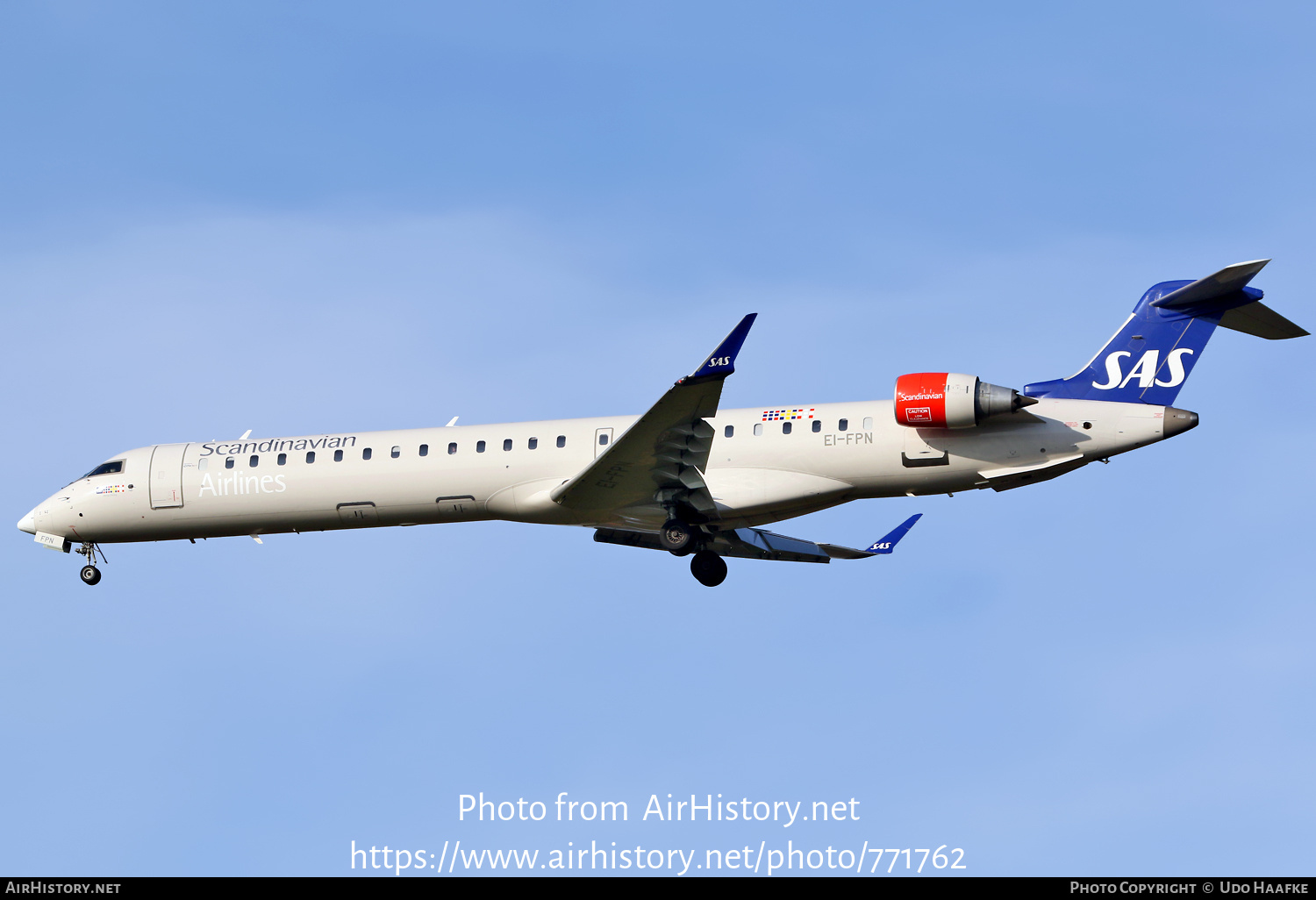 Aircraft Photo of EI-FPN | Bombardier CRJ-900LR (CL-600-2D24) | Scandinavian Airlines - SAS | AirHistory.net #771762