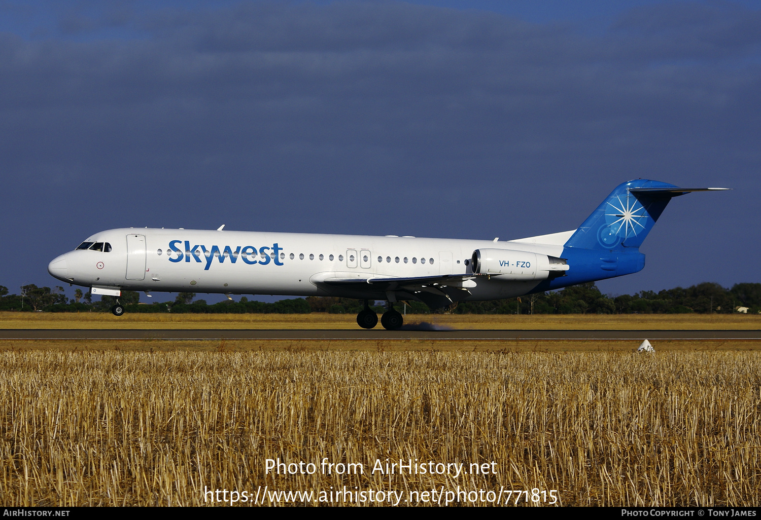 Aircraft Photo of VH-FZO | Fokker 100 (F28-0100) | Skywest Airlines | AirHistory.net #771815