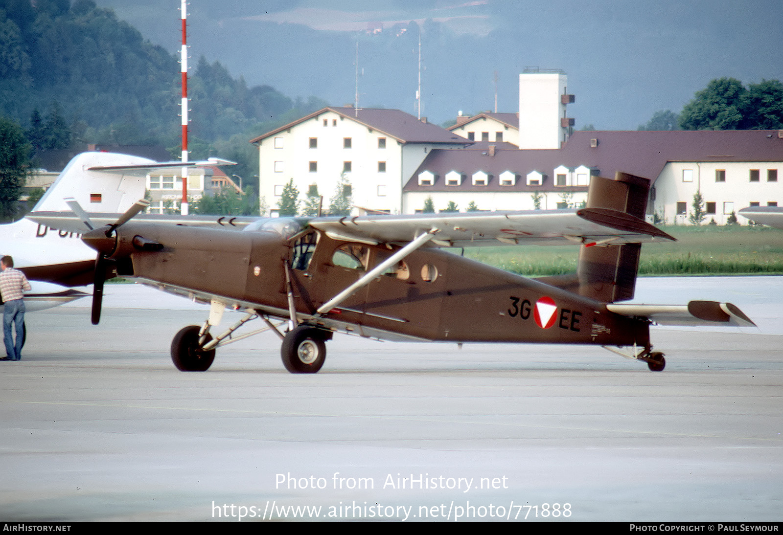 Aircraft Photo of 3G-EE | Pilatus PC-6/B2-H2 Turbo Porter | Austria - Air Force | AirHistory.net #771888