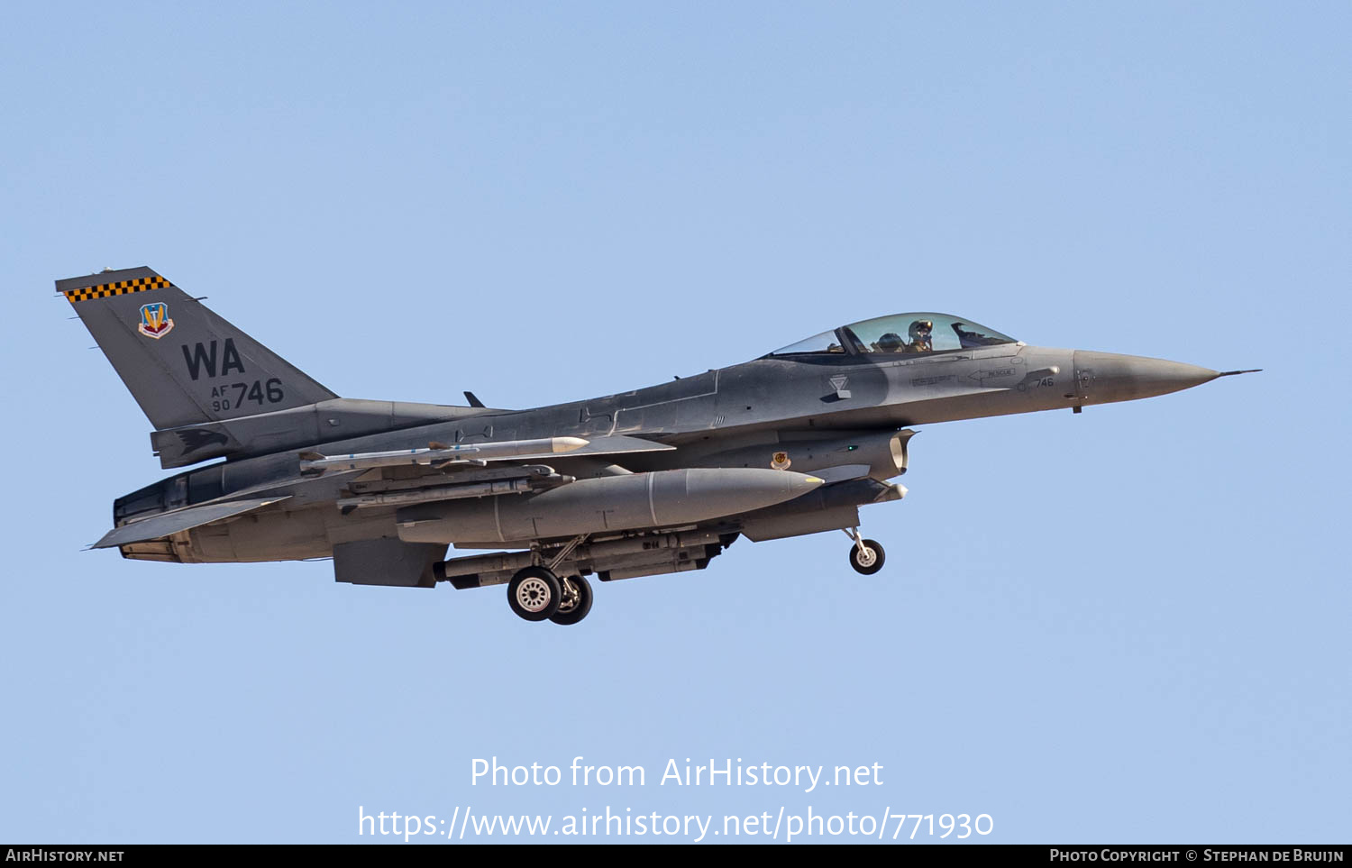 Aircraft Photo of 90-0746 / AF90-746 | Lockheed Martin F-16CM Fighting Falcon | USA - Air Force | AirHistory.net #771930