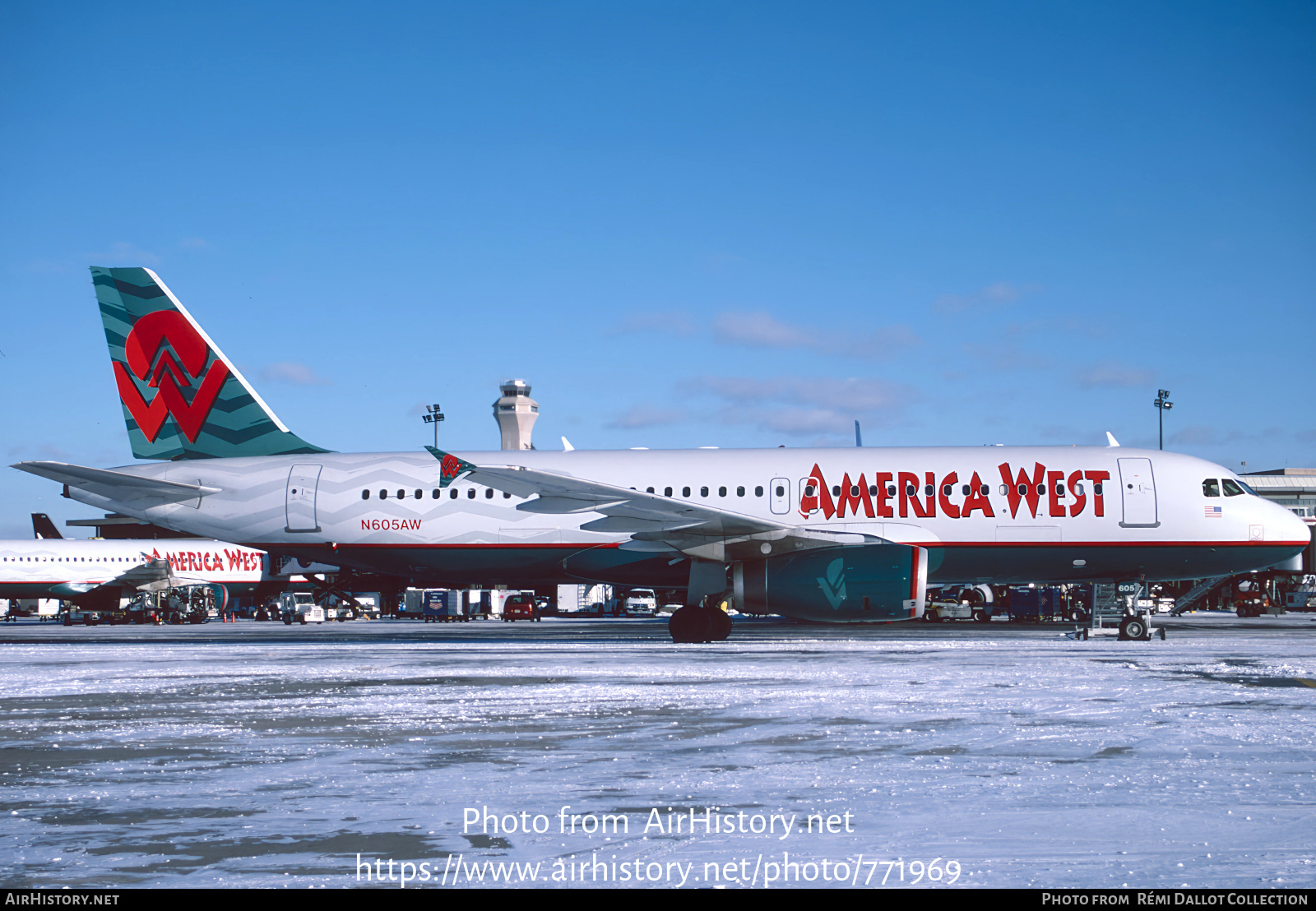 Aircraft Photo of N605AW | Airbus A320-212 | America West Airlines | AirHistory.net #771969