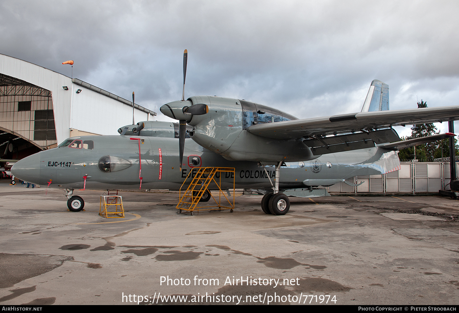 Aircraft Photo of EJC-1147 | Antonov An-32B | Colombia - Army | AirHistory.net #771974