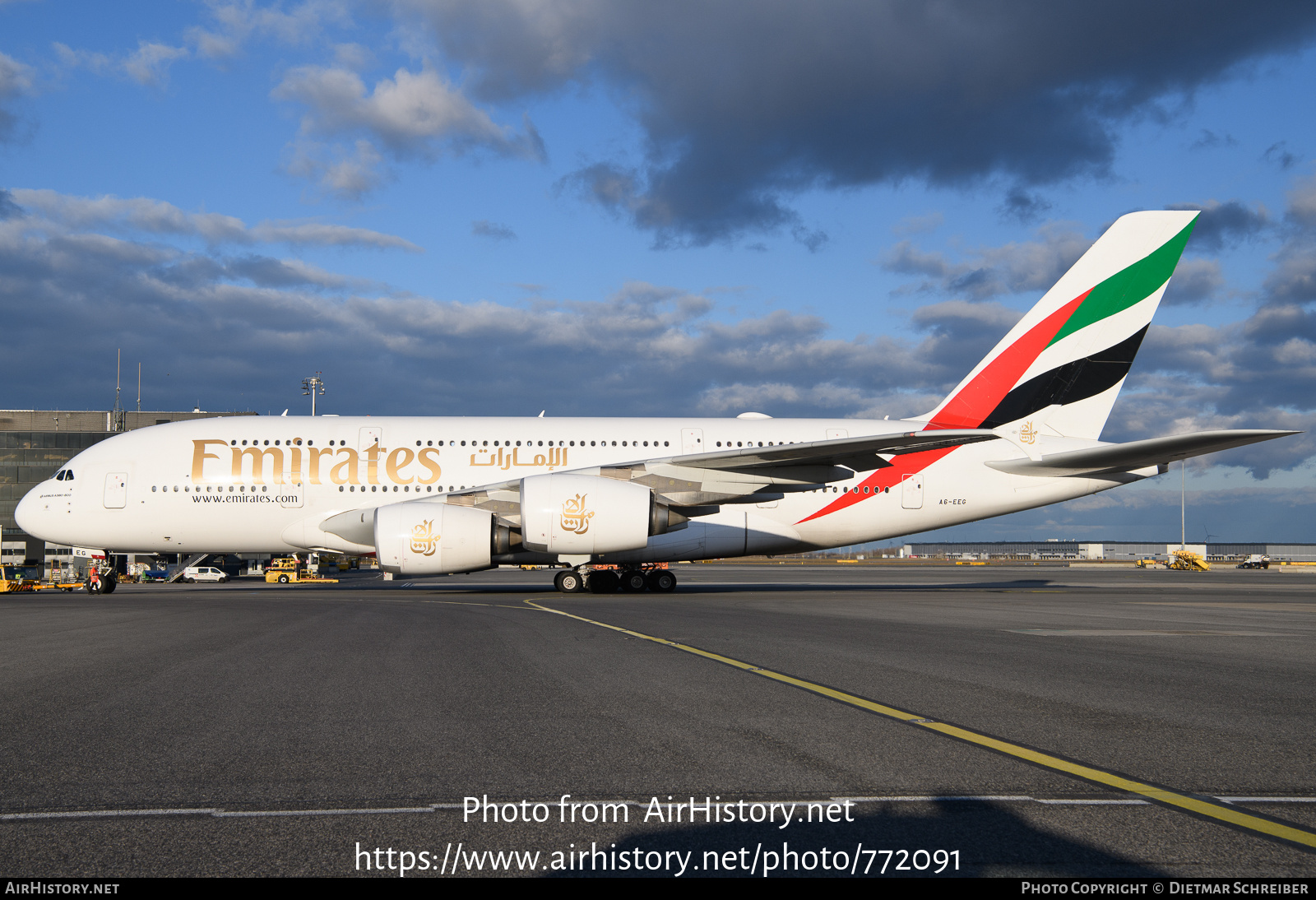 Aircraft Photo of A6-EEG | Airbus A380-861 | Emirates | AirHistory.net #772091