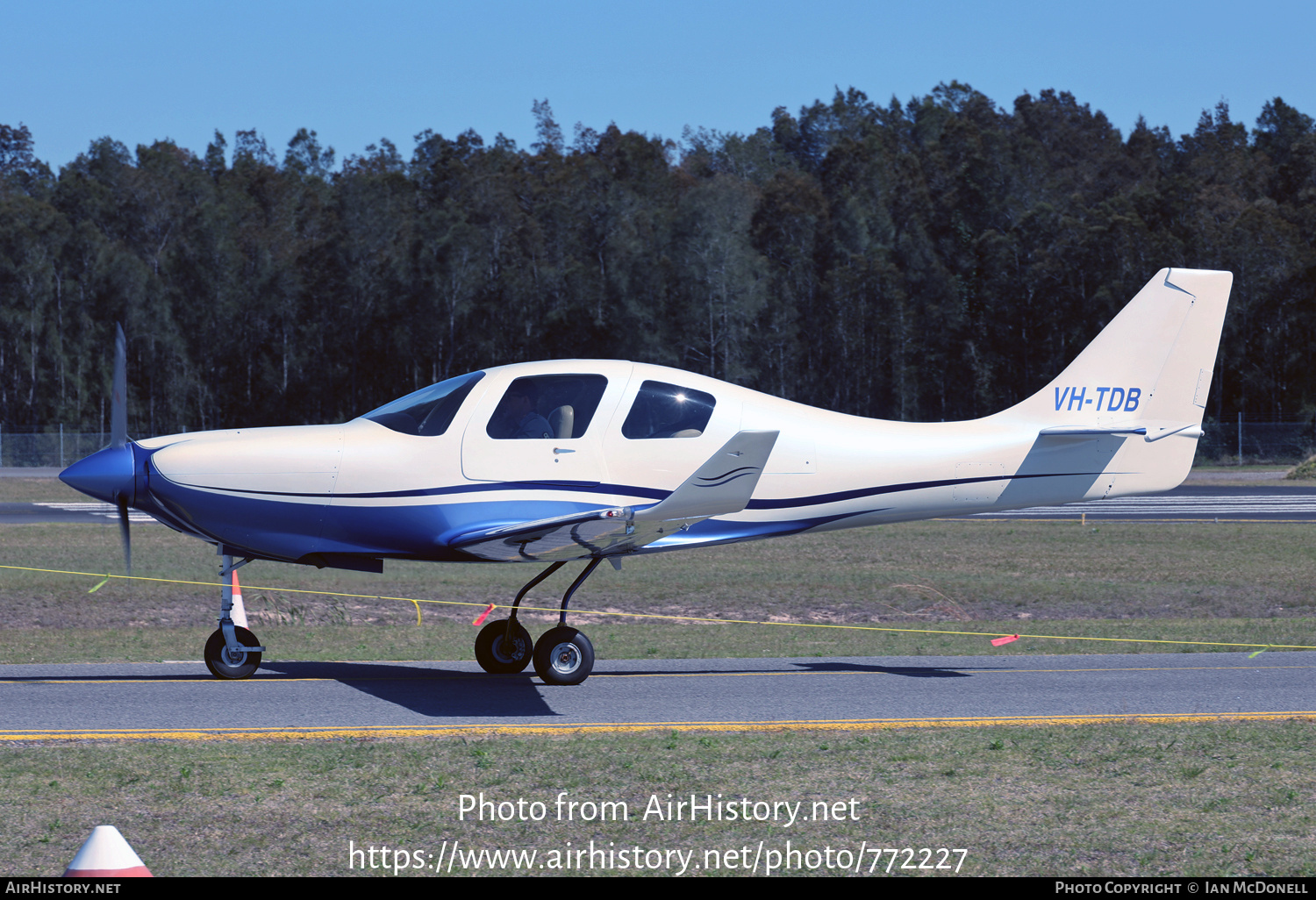 Aircraft Photo of VH-TDB | Lancair Lancair IV | AirHistory.net #772227