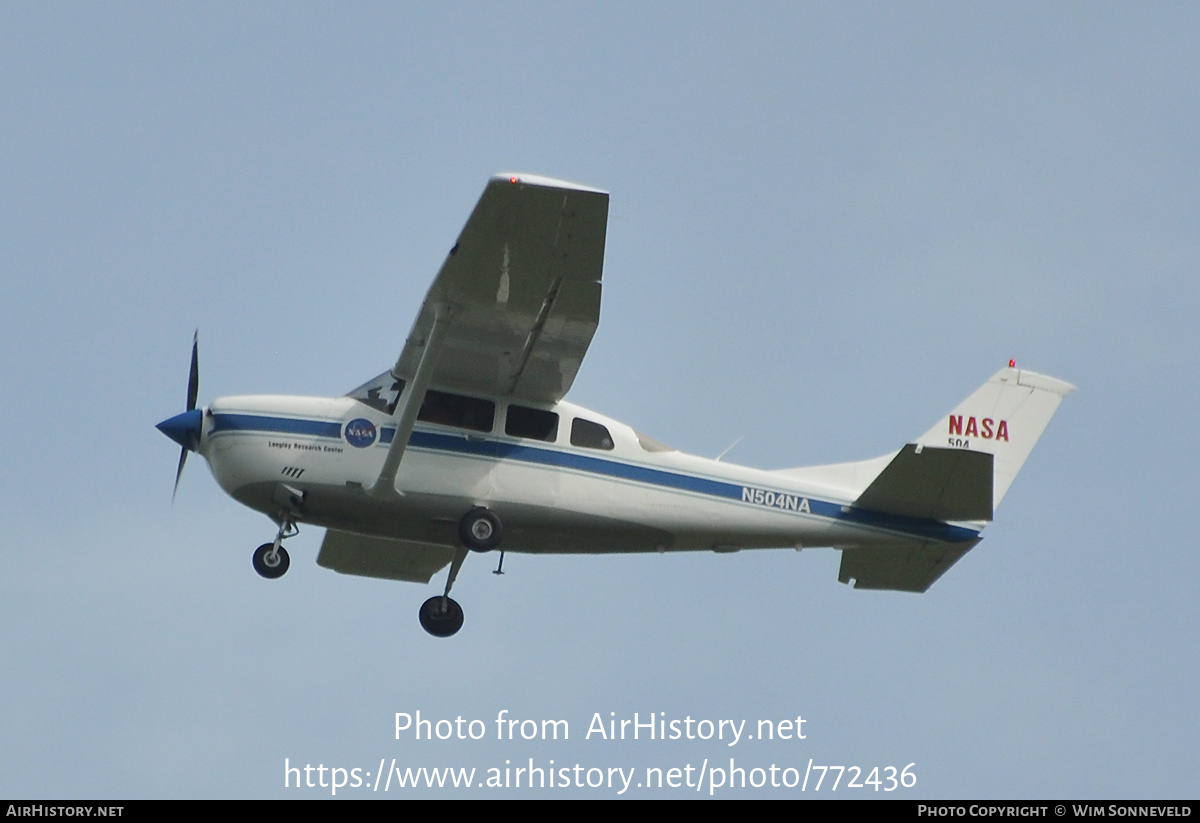 Aircraft Photo of N504NA | Cessna T206H Turbo Stationair | NASA - National Aeronautics and Space Administration | AirHistory.net #772436