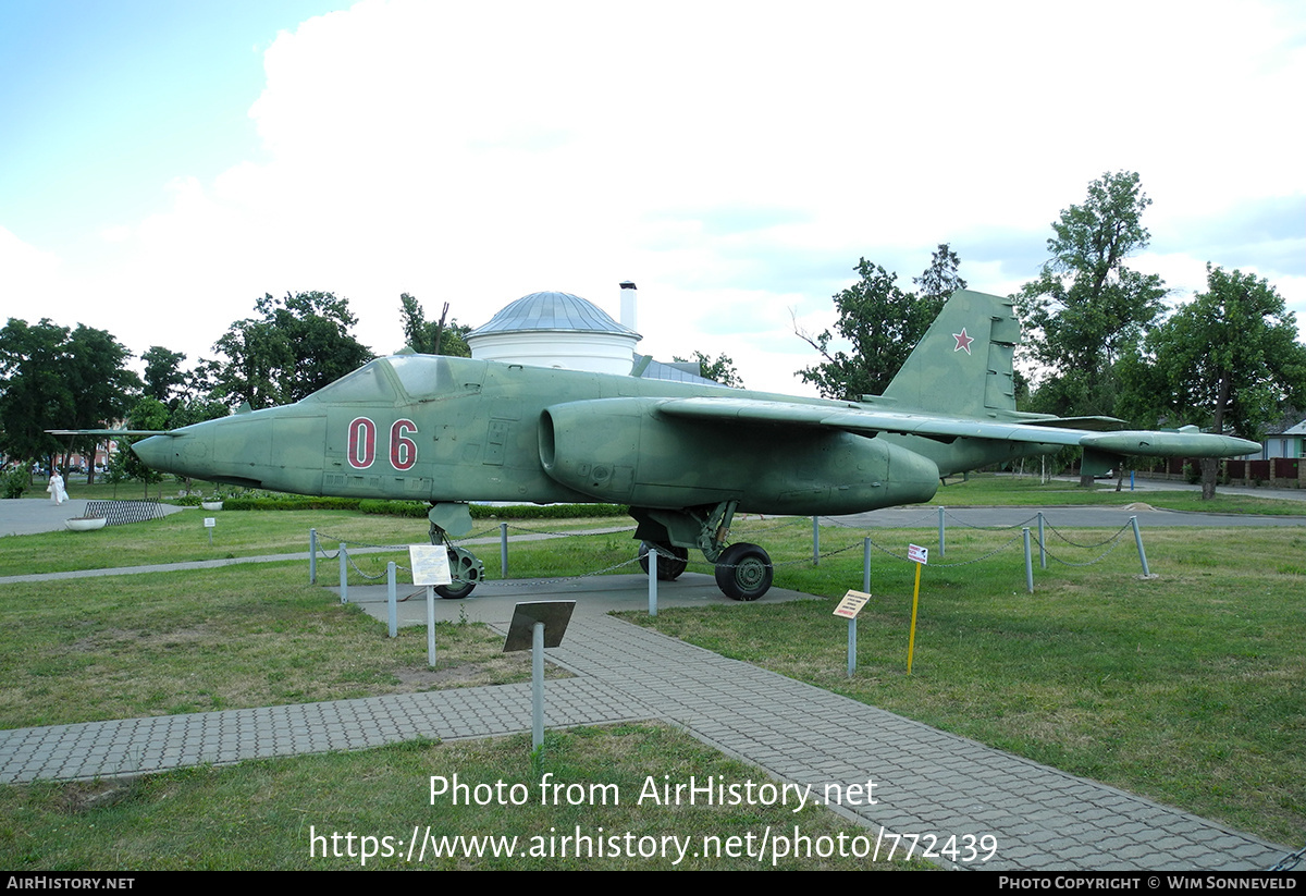 Aircraft Photo of 06 red | Sukhoi Su-25 | Belarus - Air Force | AirHistory.net #772439