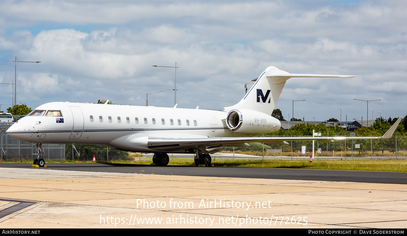 Aircraft Photo of VH-8MR | Bombardier Global 6000 (BD-700-1A10) | AirHistory.net #772625