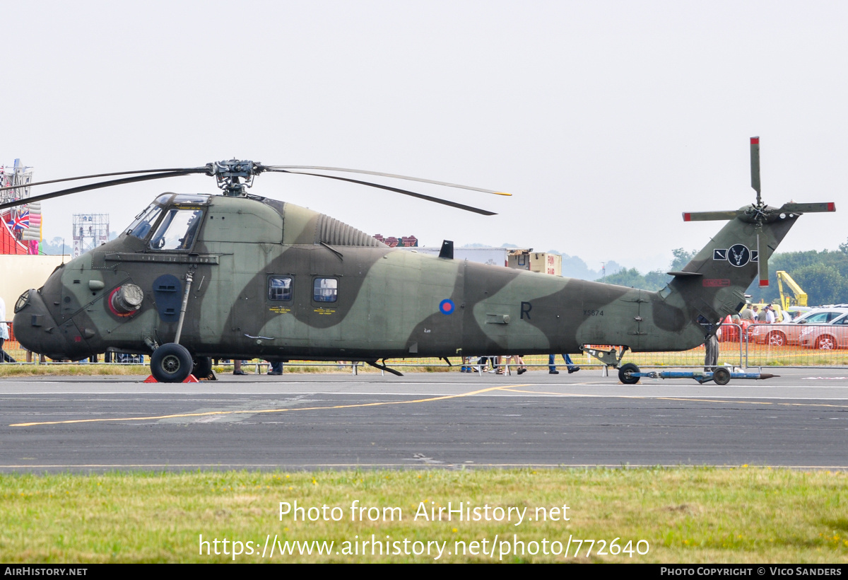 Aircraft Photo of XS674 | Westland WS-58 Wessex HC.2 | UK - Air Force | AirHistory.net #772640