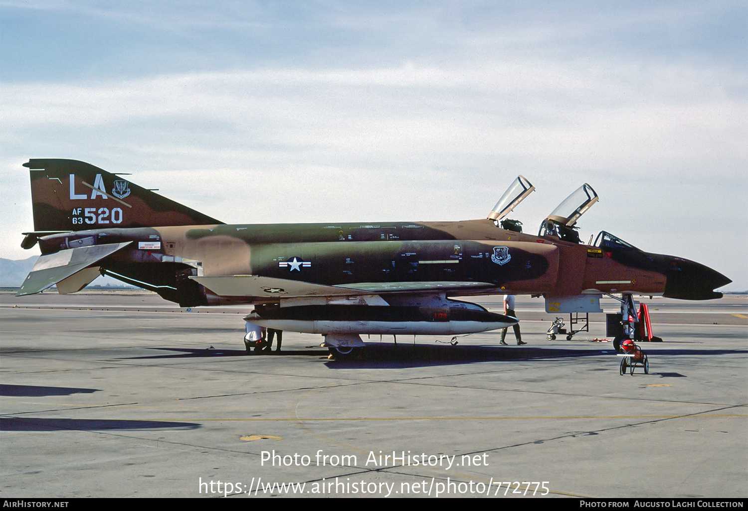 Aircraft Photo of 63-7520 / AF63-520 | McDonnell F-4C Phantom II | USA - Air Force | AirHistory.net #772775