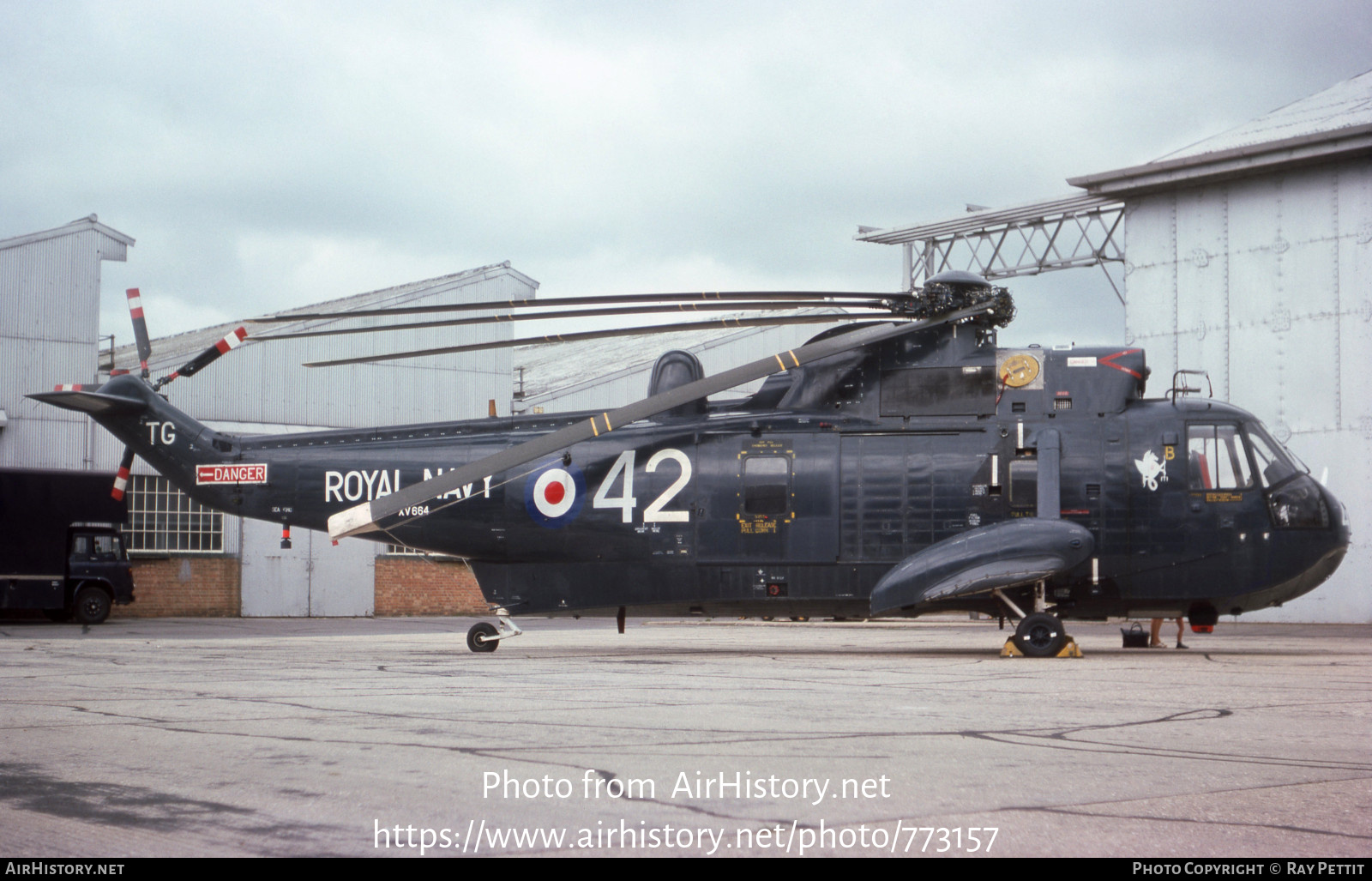 Aircraft Photo of XV664 | Westland WS-61 Sea King HAS1 | UK - Navy ...