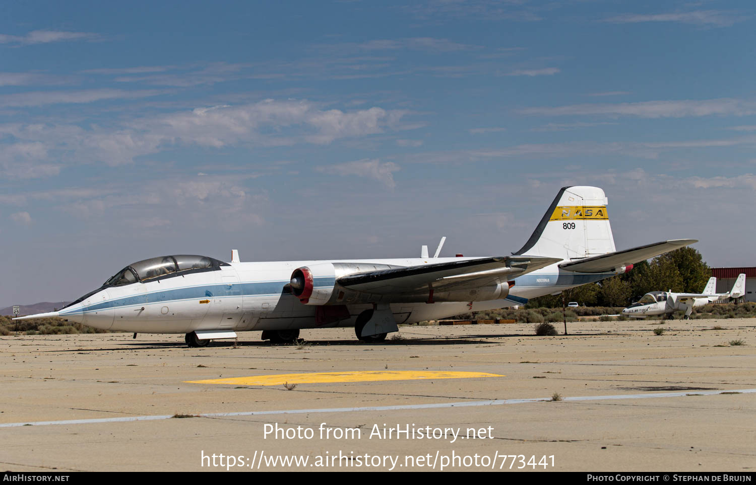 Aircraft Photo of N809NA / NASA 809 | Martin RB-57B modified | NASA - National Aeronautics and Space Administration | AirHistory.net #773441