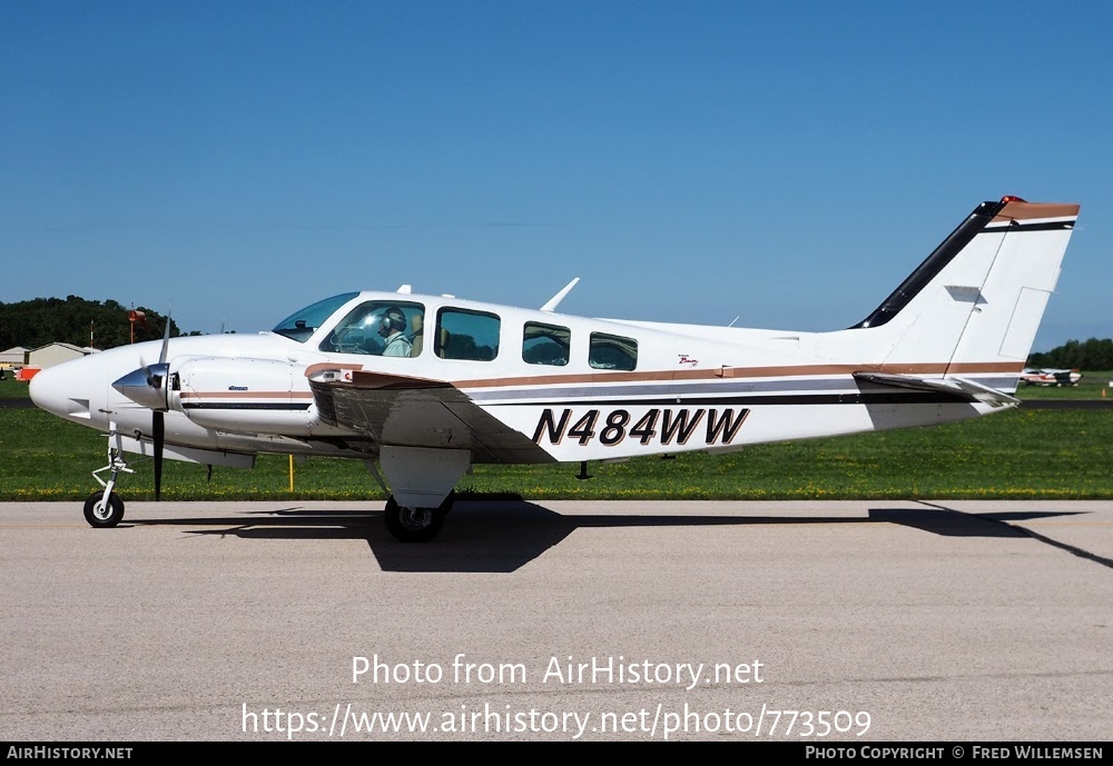 Aircraft Photo of N484WW | Beech 58 Baron | AirHistory.net #773509