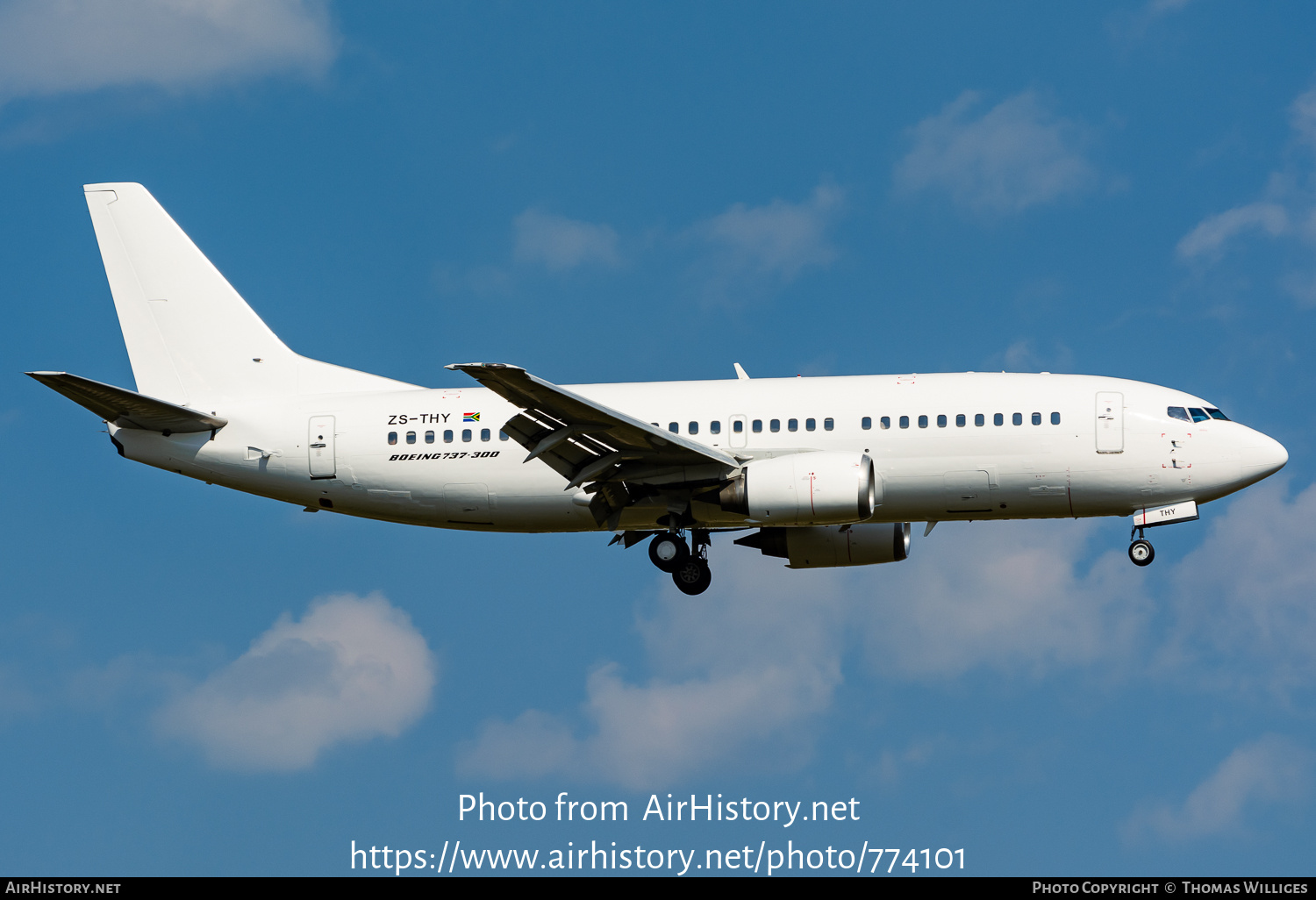 Aircraft Photo of ZS-THY | Boeing 737-36E | AirHistory.net #774101