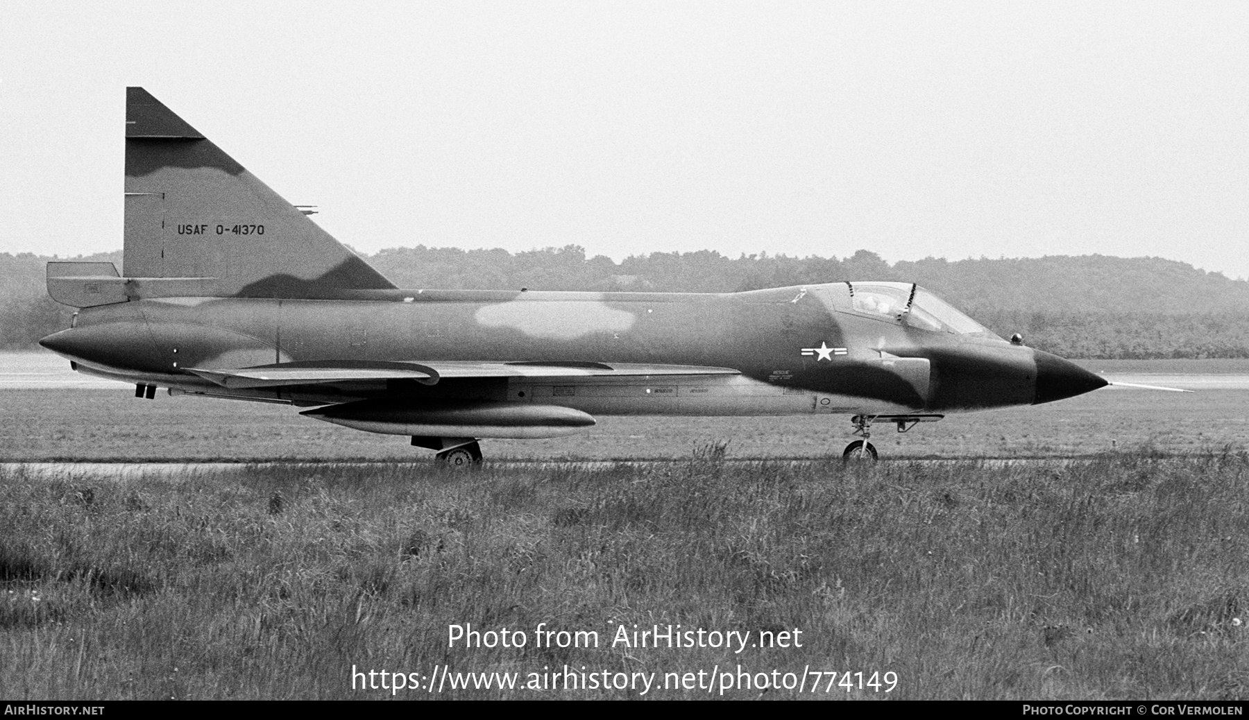 Aircraft Photo of 54-1370 / 0-41370 | Convair TF-102A Delta Dagger | USA - Air Force | AirHistory.net #774149