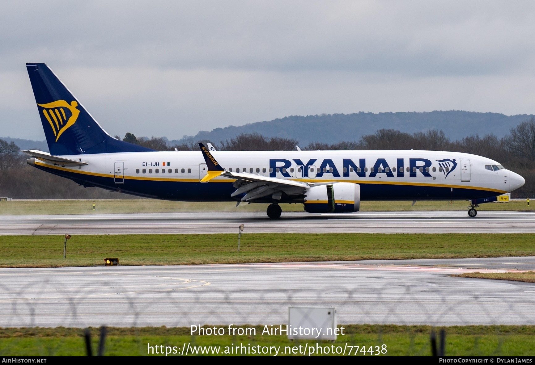 Aircraft Photo of EI-IJH | Boeing 737-8200 Max 200 | Ryanair | AirHistory.net #774438