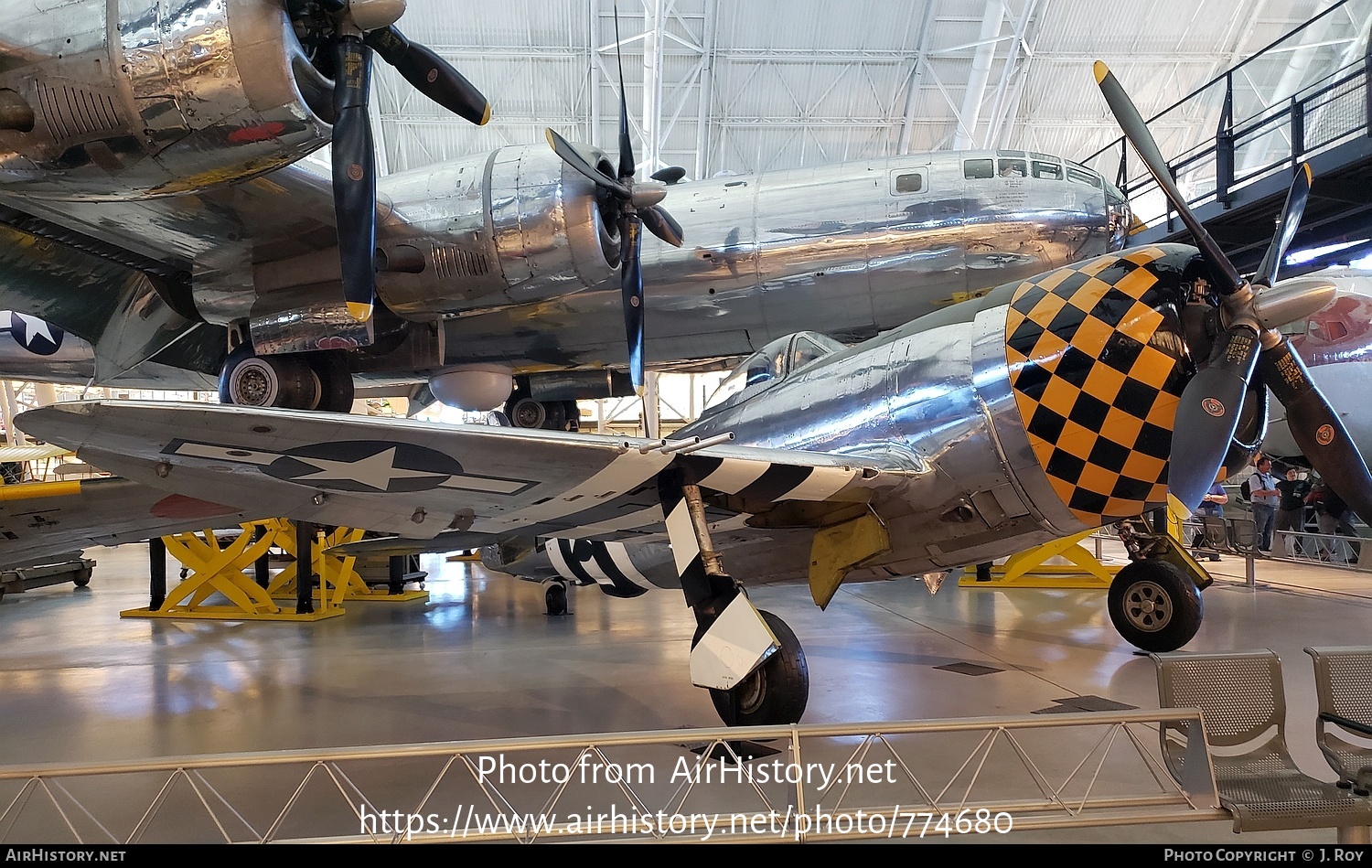 Aircraft Photo of 44-32691 / 432691 | Republic P-47D Thunderbolt | USA - Air Force | AirHistory.net #774680