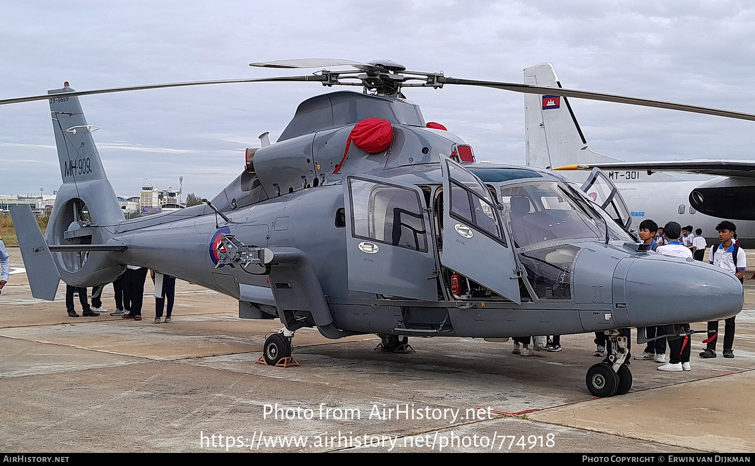 Aircraft Photo of MH-909 | Harbin Z-9WE | Cambodia - Air Force | AirHistory.net #774918