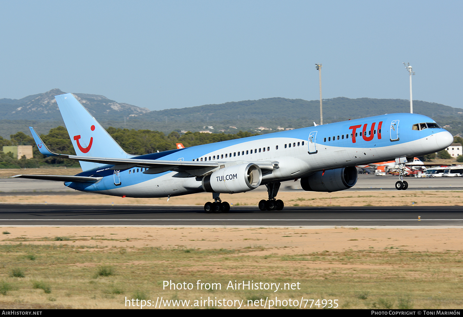 Aircraft Photo of G-OOBP | Boeing 757-2G5 | TUI | AirHistory.net #774935