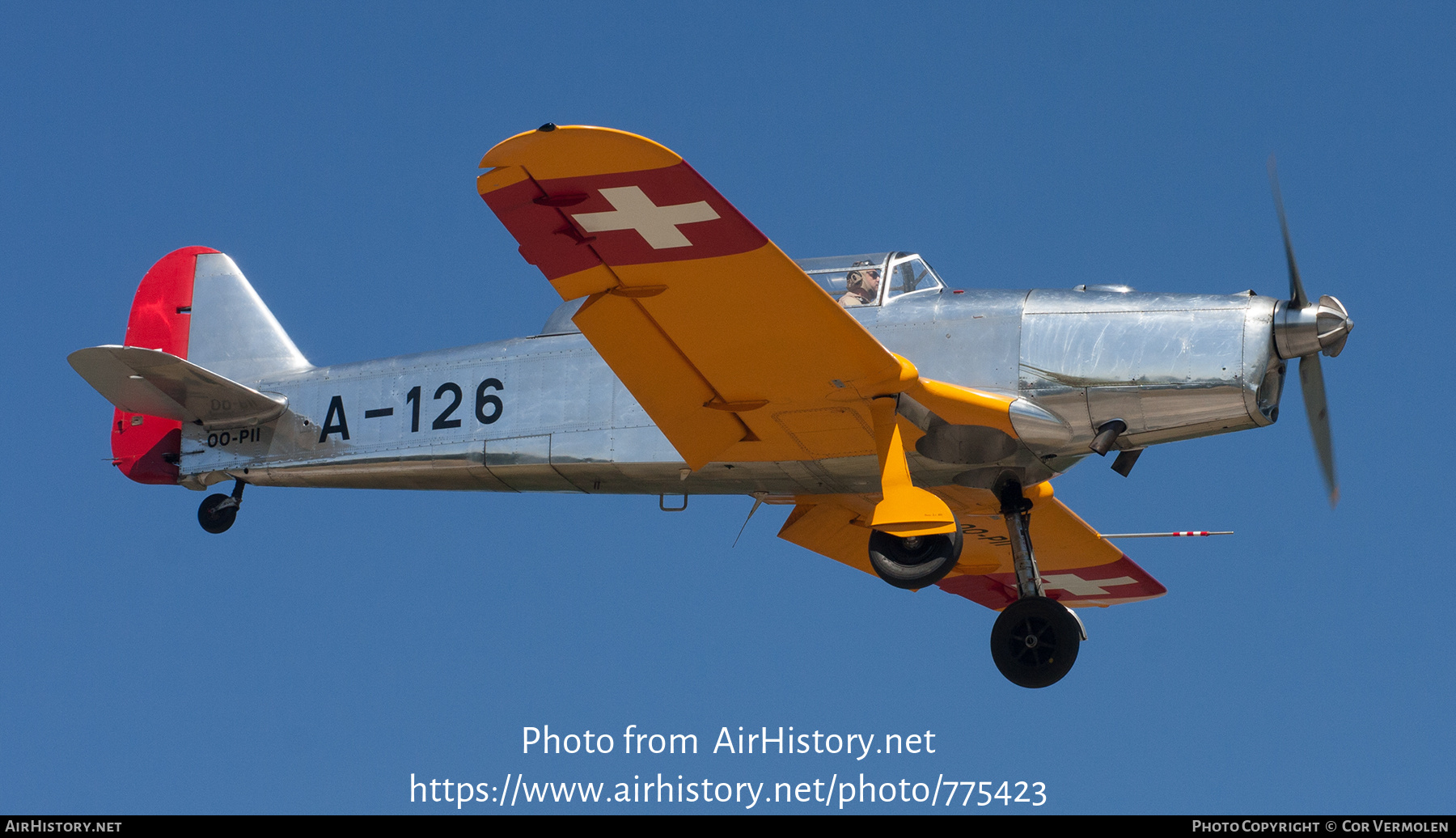 Aircraft Photo of OO-PII / A-126 | Pilatus P-2-05 | Switzerland - Air Force | AirHistory.net #775423