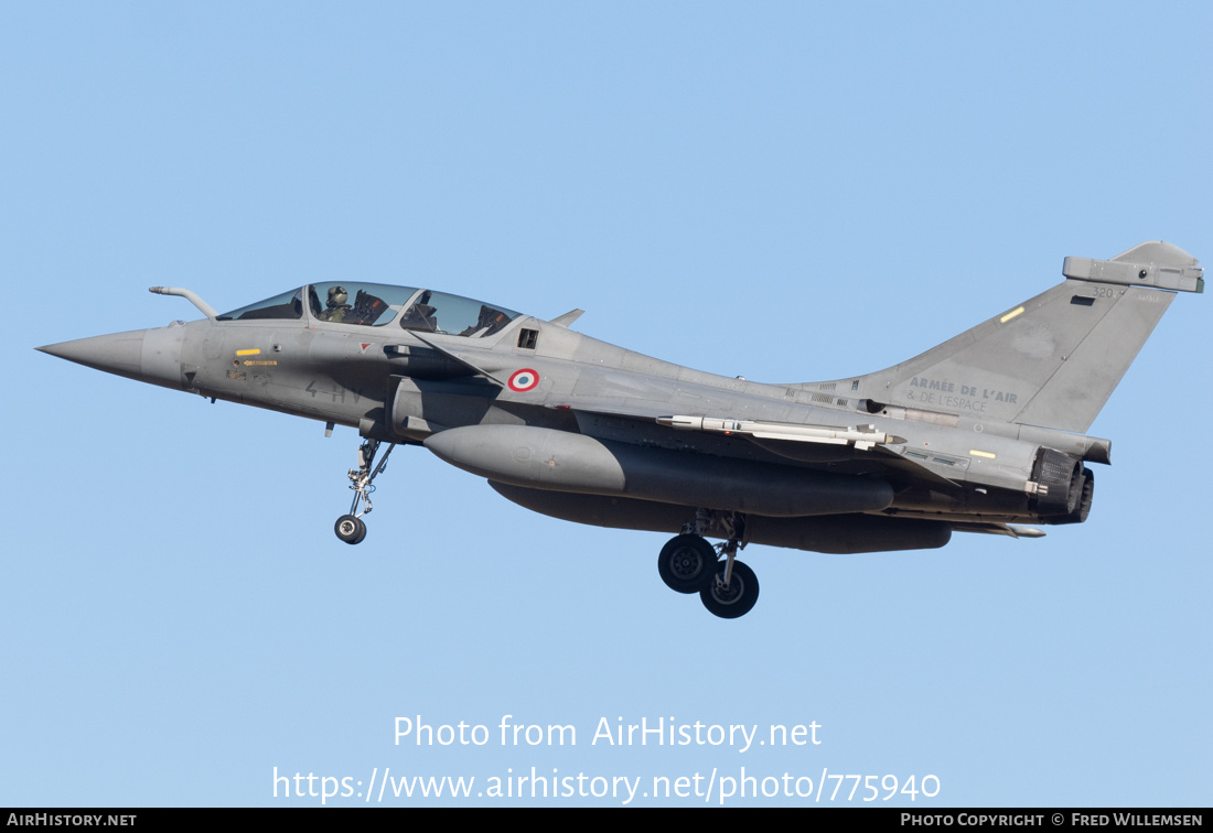 Aircraft Photo of 320 | Dassault Rafale B | France - Air Force | AirHistory.net #775940