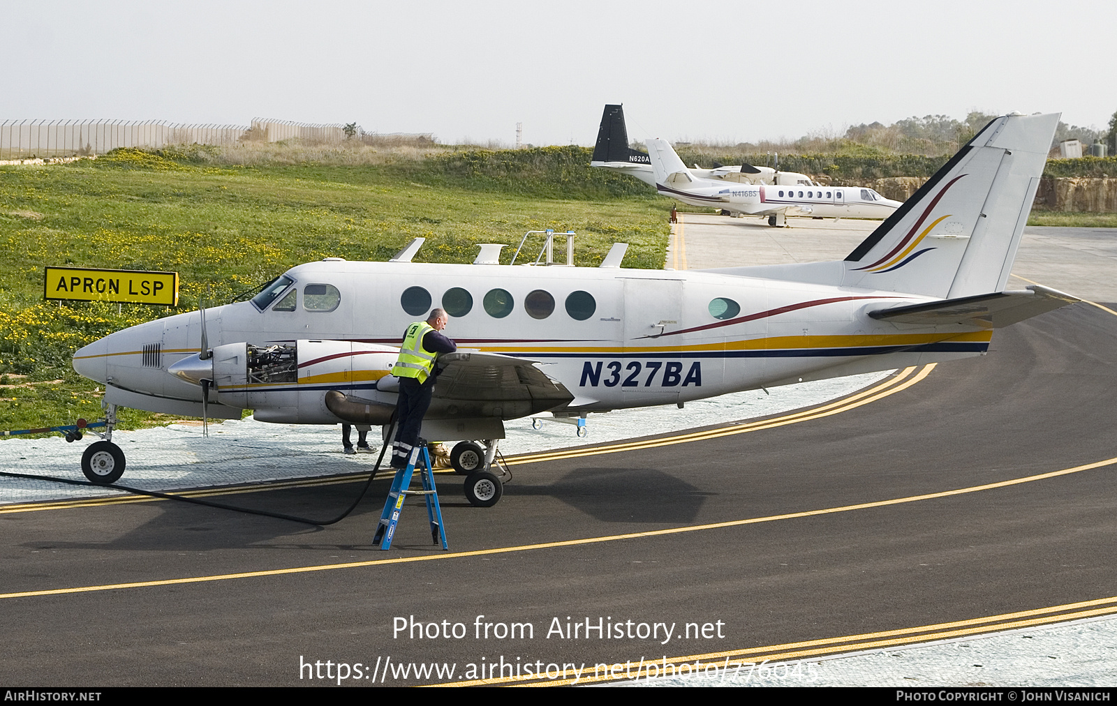 Aircraft Photo of N327BA | Beech B100 King Air | AirHistory.net #776045