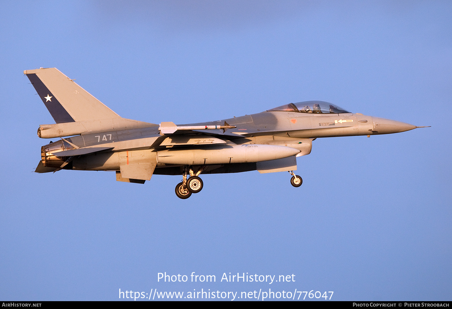 Aircraft Photo of 747 | General Dynamics F-16AM Fighting Falcon | Chile - Air Force | AirHistory.net #776047