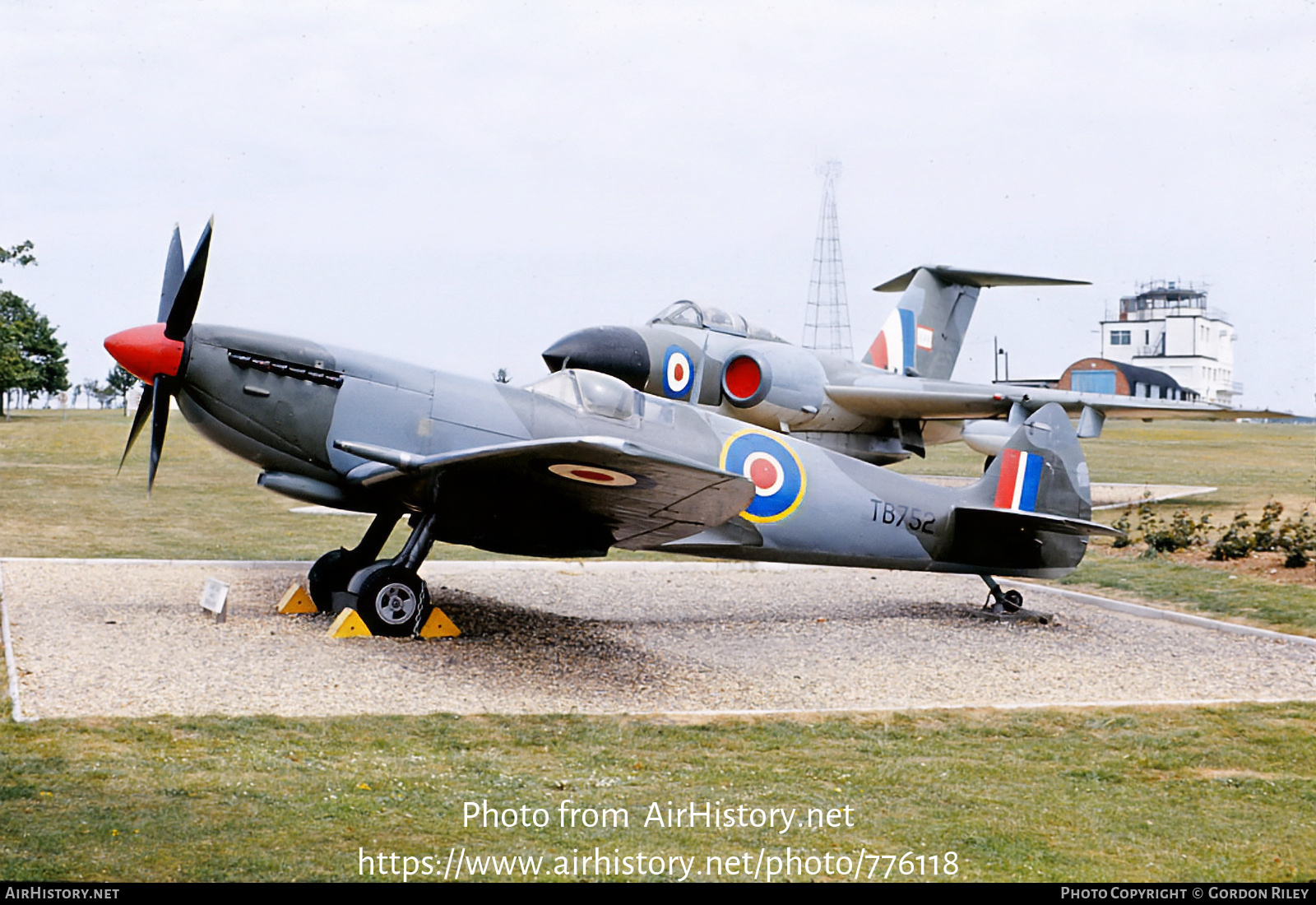 Aircraft Photo of TB752 / 7256M 7279M | Supermarine 361 Spitfire LF16E | UK - Air Force | AirHistory.net #776118