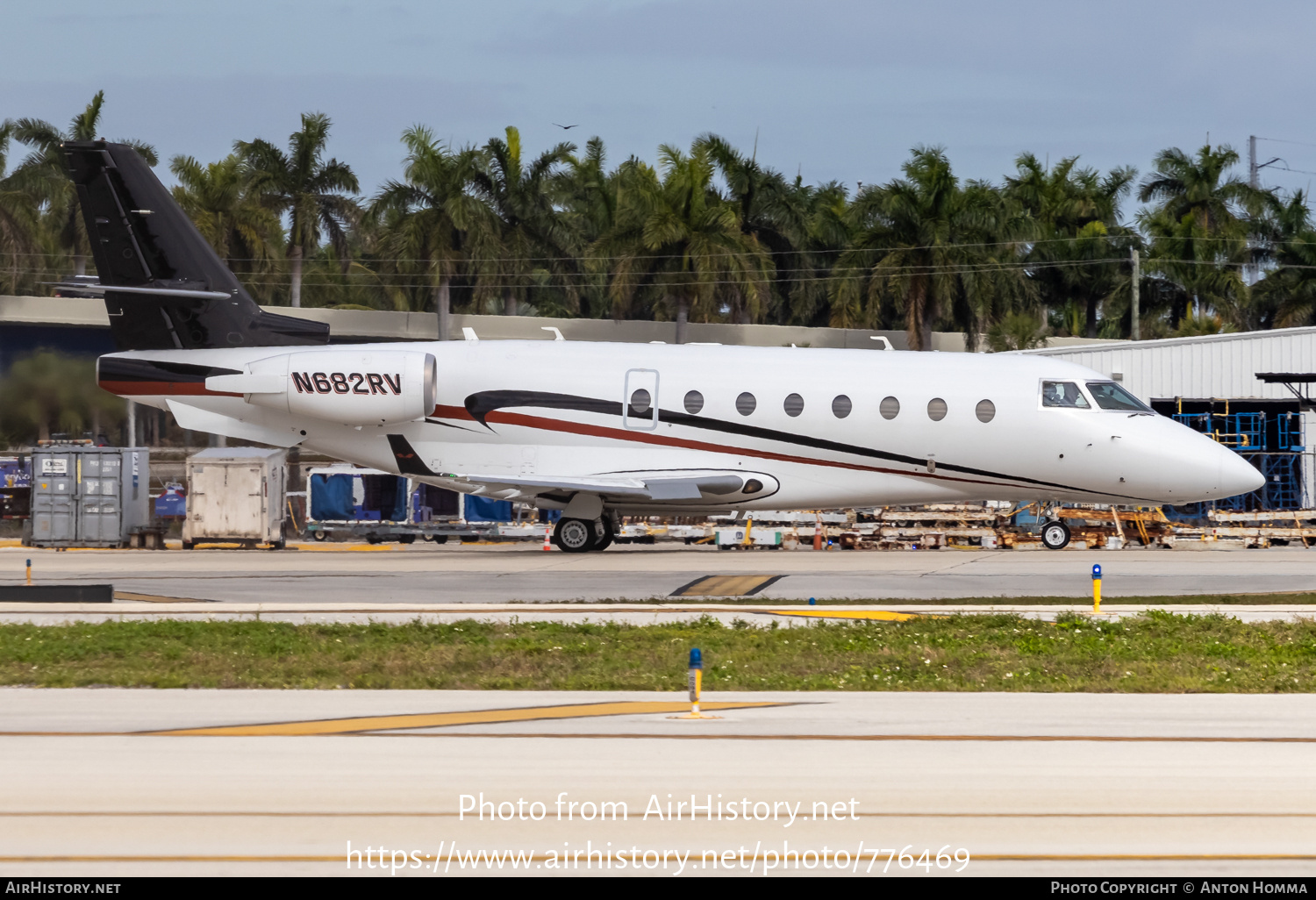 Aircraft Photo of N682RV | Israel Aircraft Industries Gulfstream G200 | AirHistory.net #776469