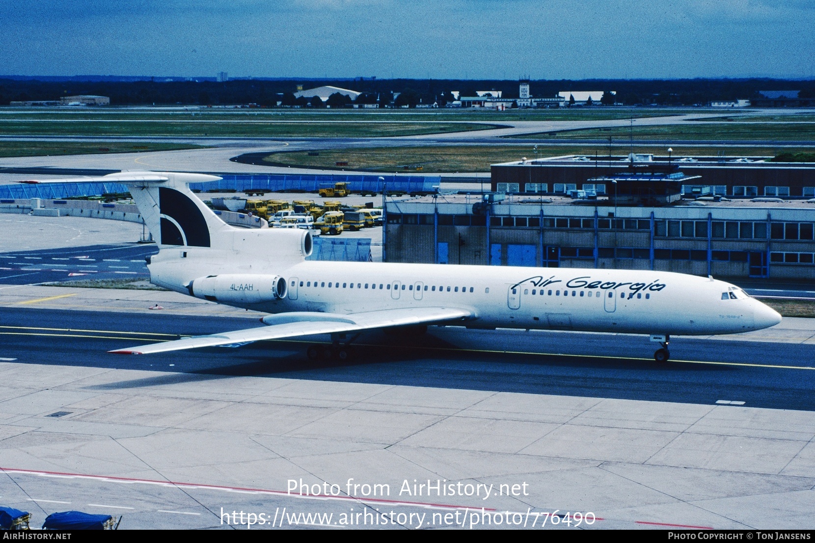 Aircraft Photo of 4L-AAH | Tupolev Tu-154B-2 | Air Georgia | AirHistory.net #776490