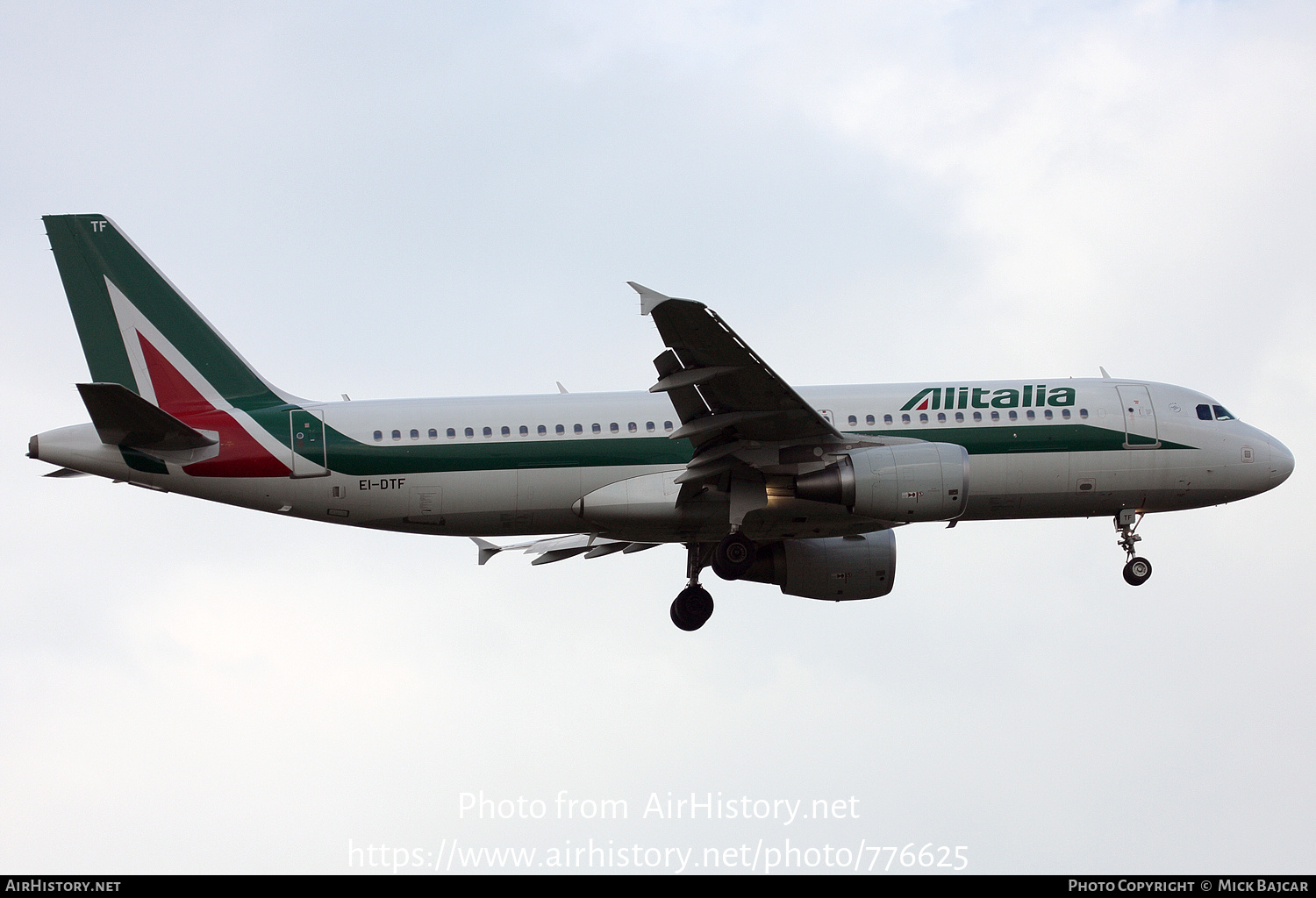 Aircraft Photo of EI-DTF | Airbus A320-216 | Alitalia | AirHistory.net #776625