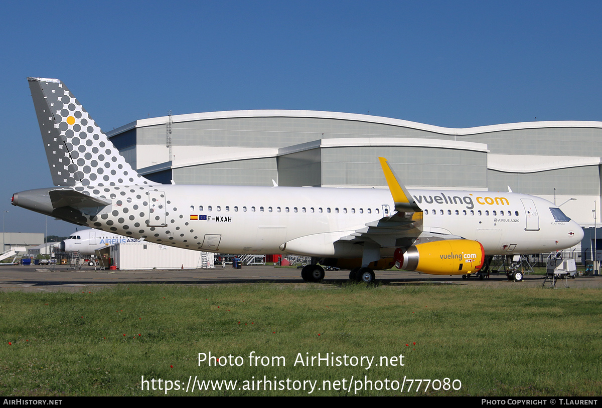 Aircraft Photo of F-WXAH | Airbus A320-232 | Vueling Airlines | AirHistory.net #777080