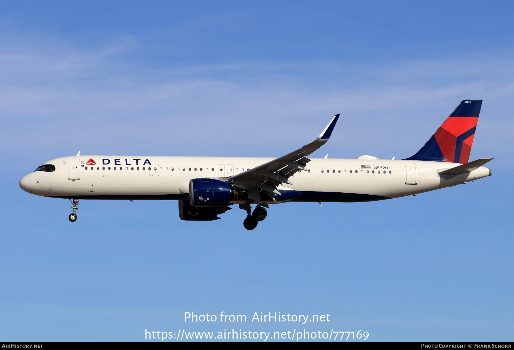 Aircraft Photo of N572DT | Airbus A321-271NX | Delta Air Lines | AirHistory.net #777169