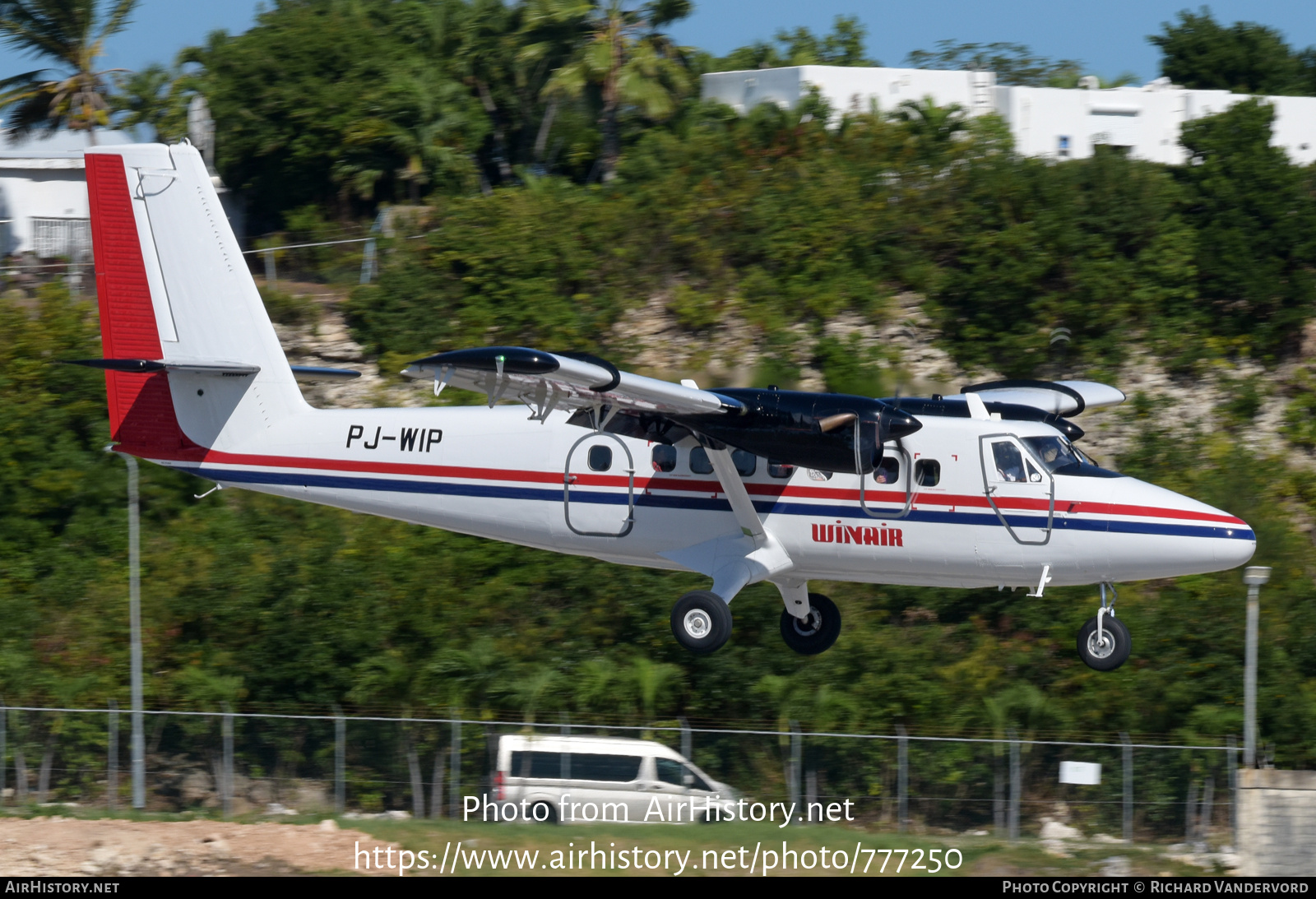 Aircraft Photo of PJ-WIP | De Havilland Canada DHC-6-300 Twin Otter | Winair - Windward Islands Airways | AirHistory.net #777250