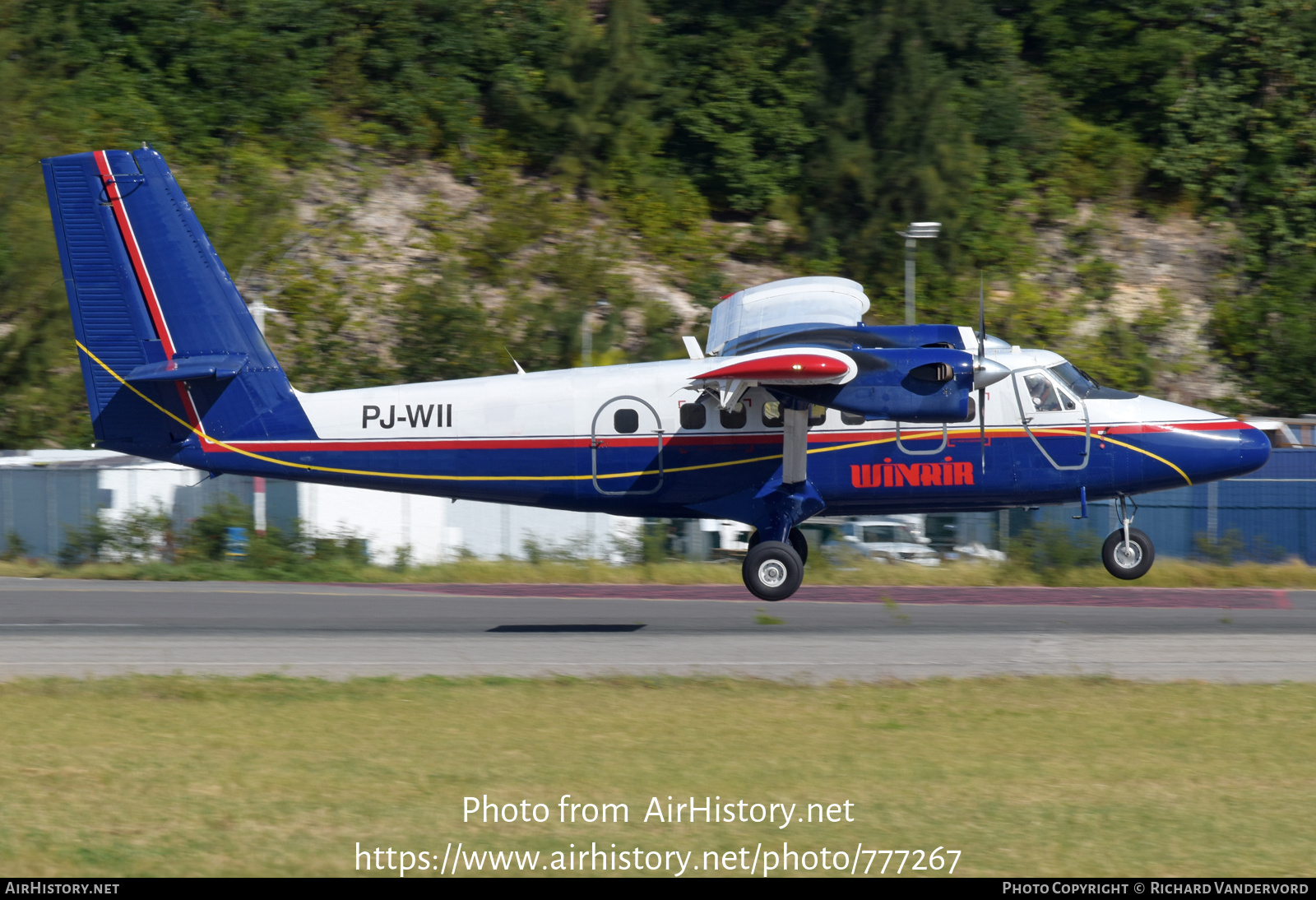 Aircraft Photo of PJ-WII | De Havilland Canada DHC-6-310 Twin Otter | Winair - Windward Islands Airways | AirHistory.net #777267