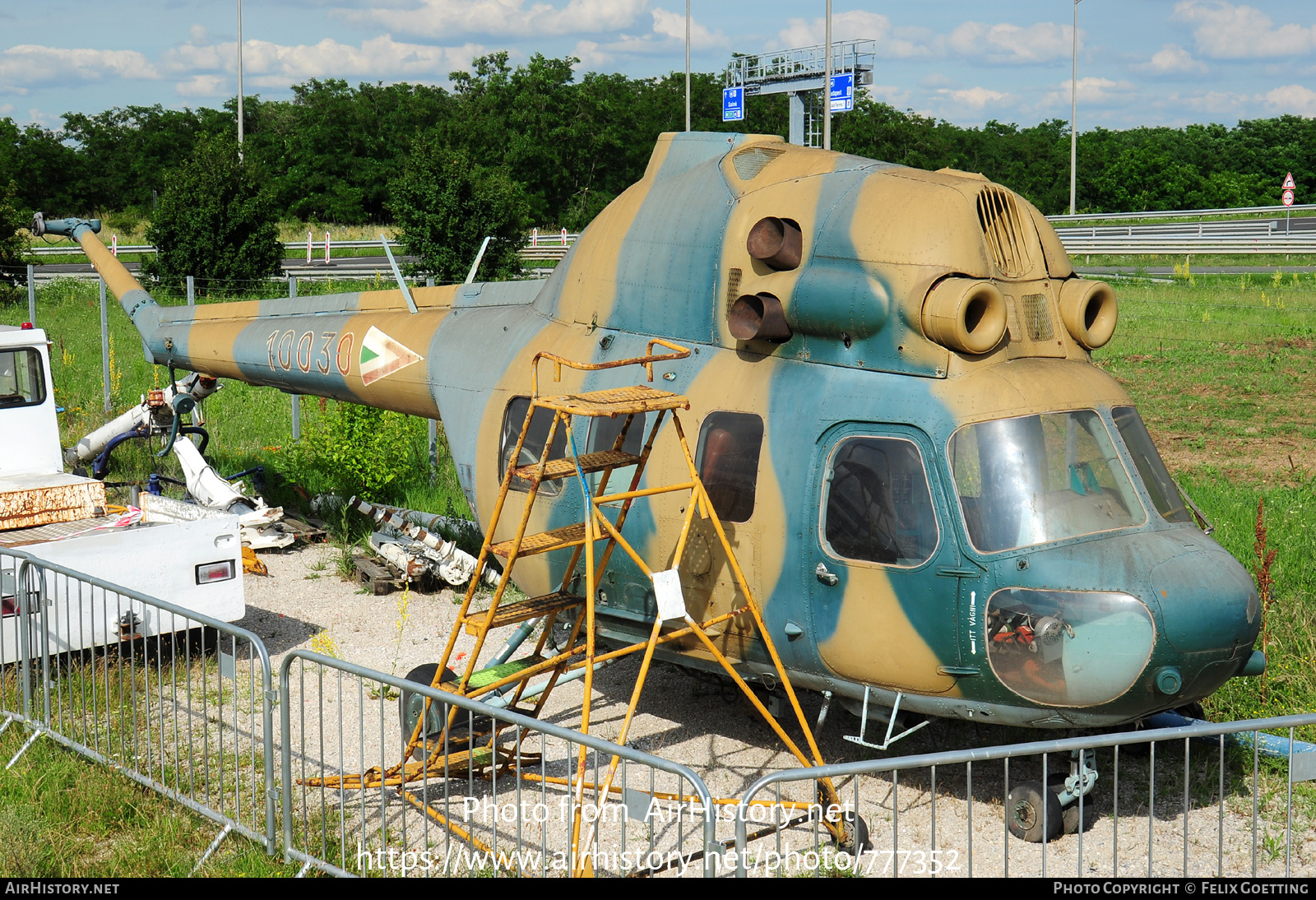 Aircraft Photo of 10030 | Mil Mi-2 | Hungary - Air Force | AirHistory.net #777352