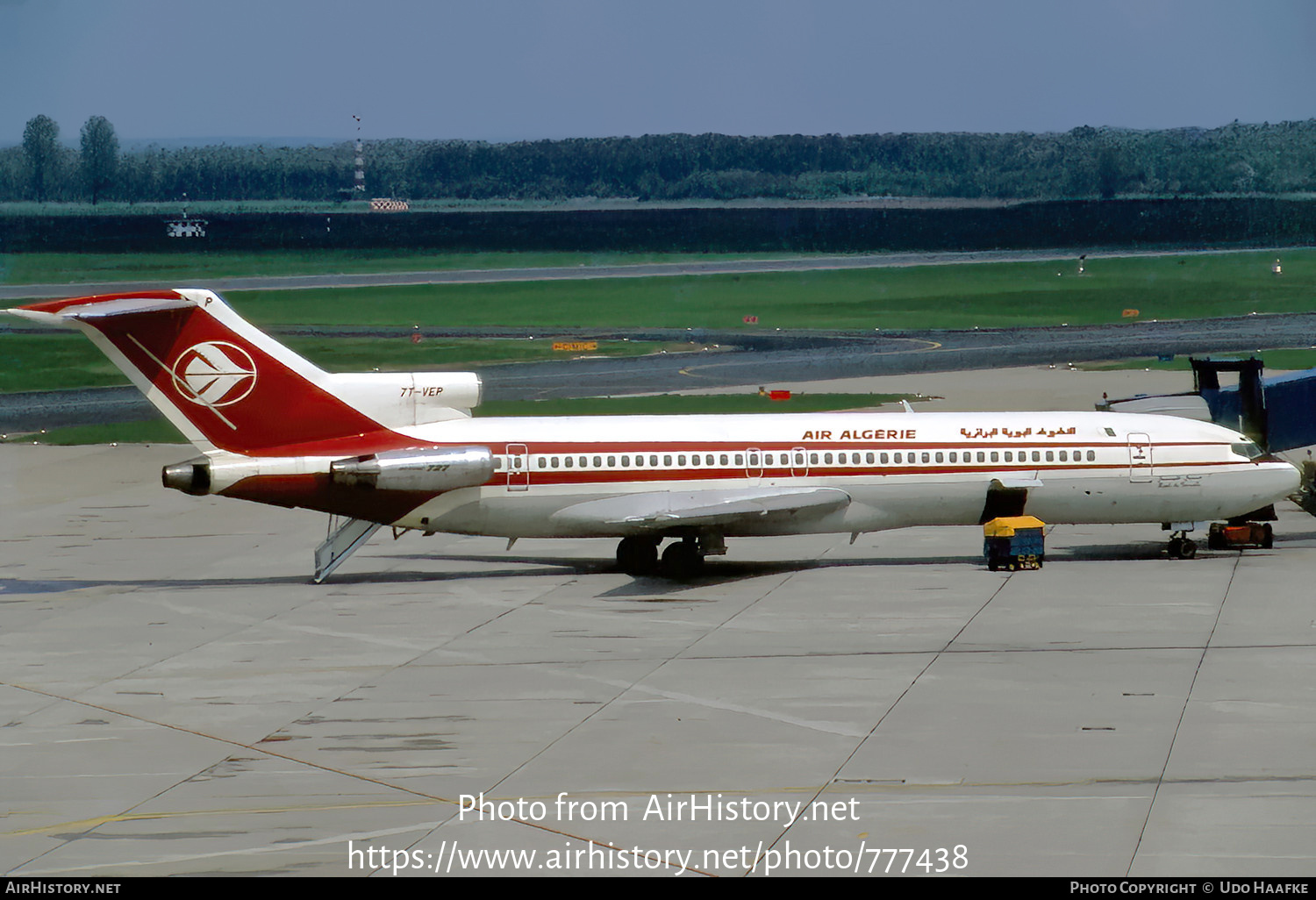 Aircraft Photo of 7T-VEP | Boeing 727-2D6/Adv | Air Algérie | AirHistory.net #777438