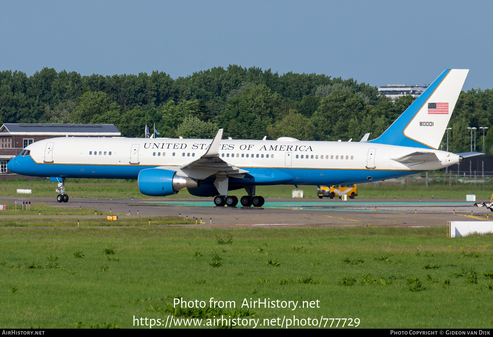 Aircraft Photo of 98-0001 / 80001 | Boeing C-32A (757-200) | USA - Air Force | AirHistory.net #777729