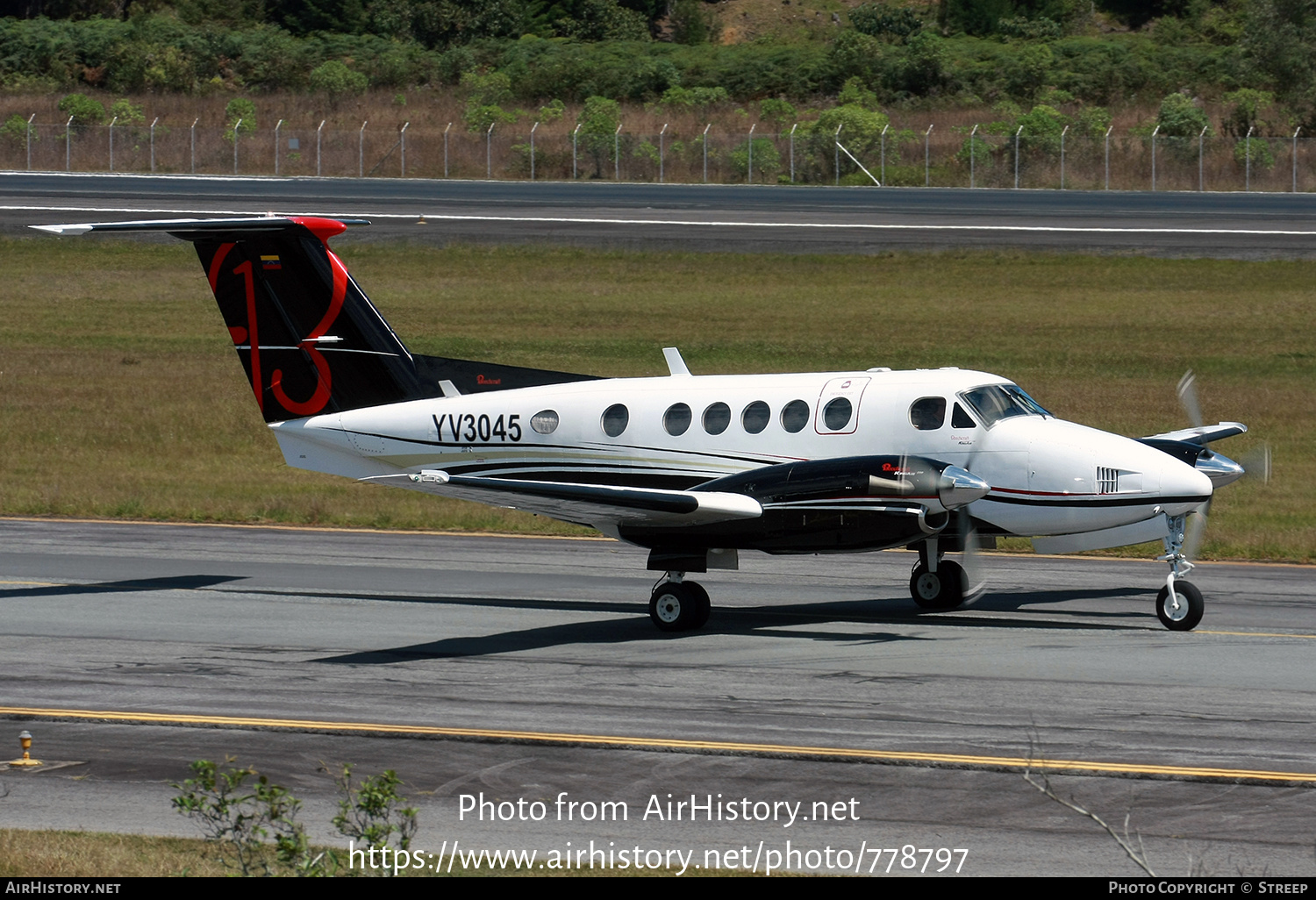 Aircraft Photo of YV3045 | Beech B200 Super King Air | AirHistory.net #778797