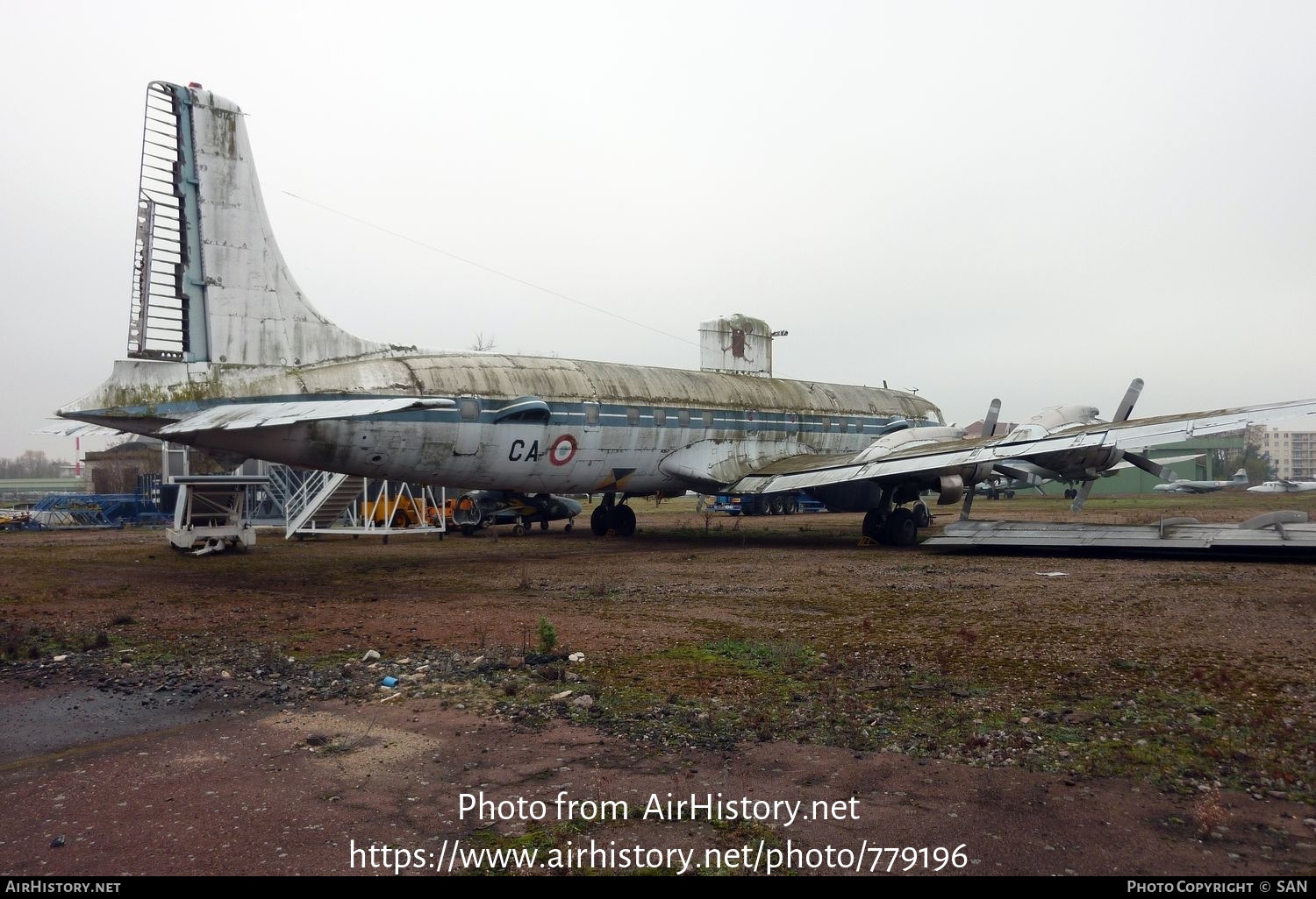 Aircraft Photo of 45061 | Douglas DC-7C AMOR | France - Air Force | AirHistory.net #779196