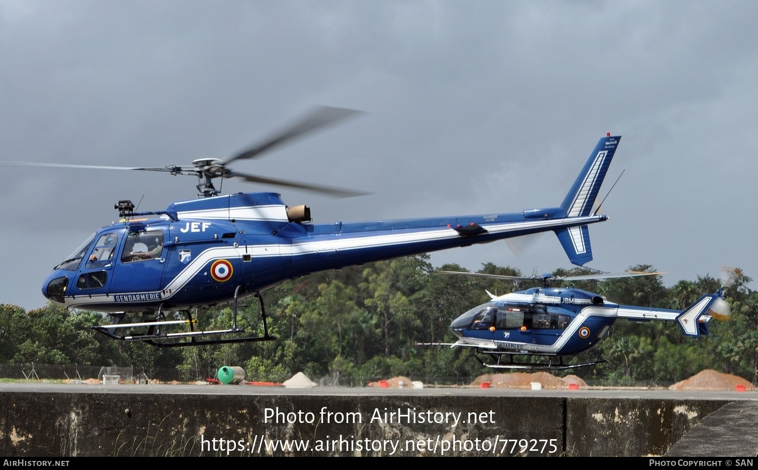 Aircraft Photo of 2225 | Aerospatiale AS-350B-1 Ecureuil | France - Gendarmerie | AirHistory.net #779275