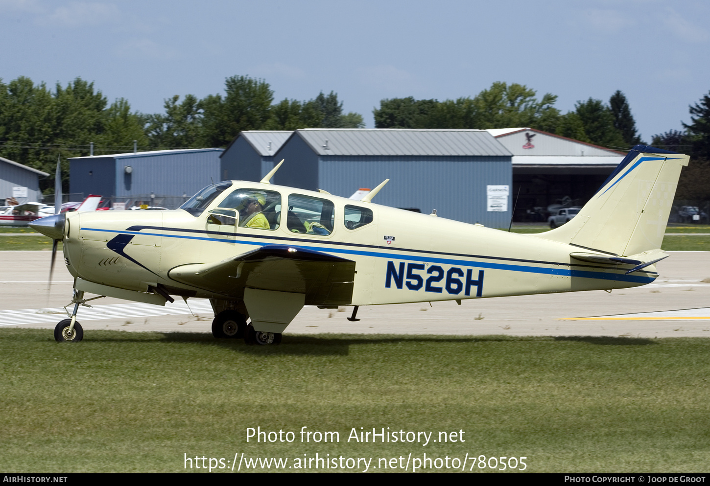 Aircraft Photo of N526H | Beech 35-B33 Debonair | AirHistory.net #780505